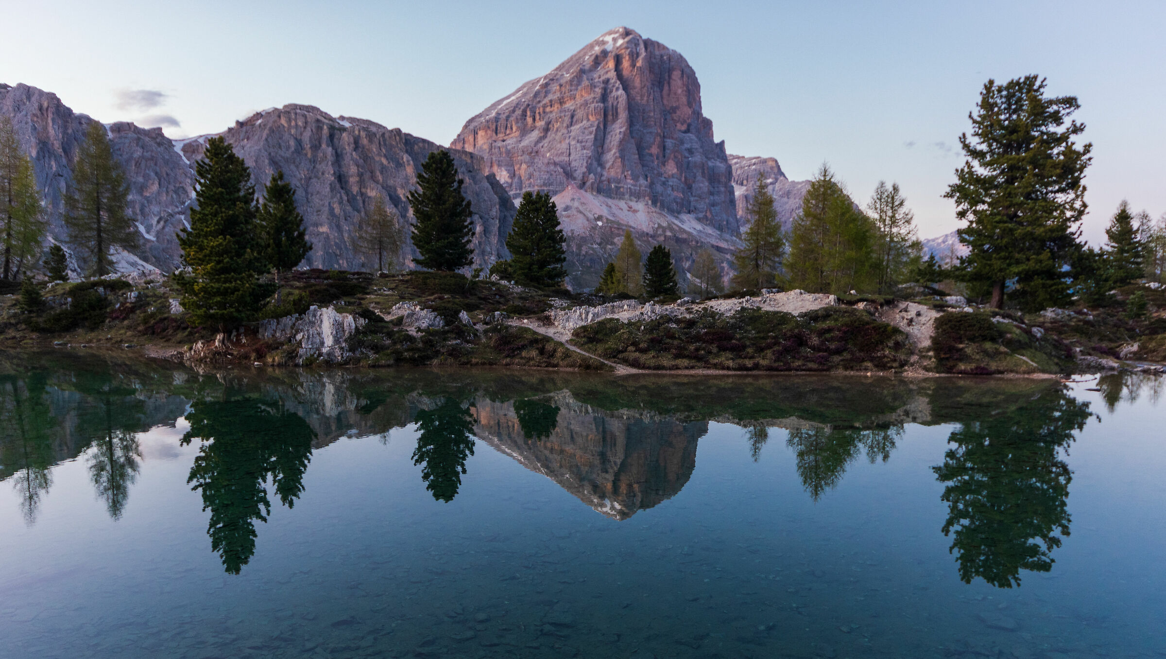 Blue water, clear water...