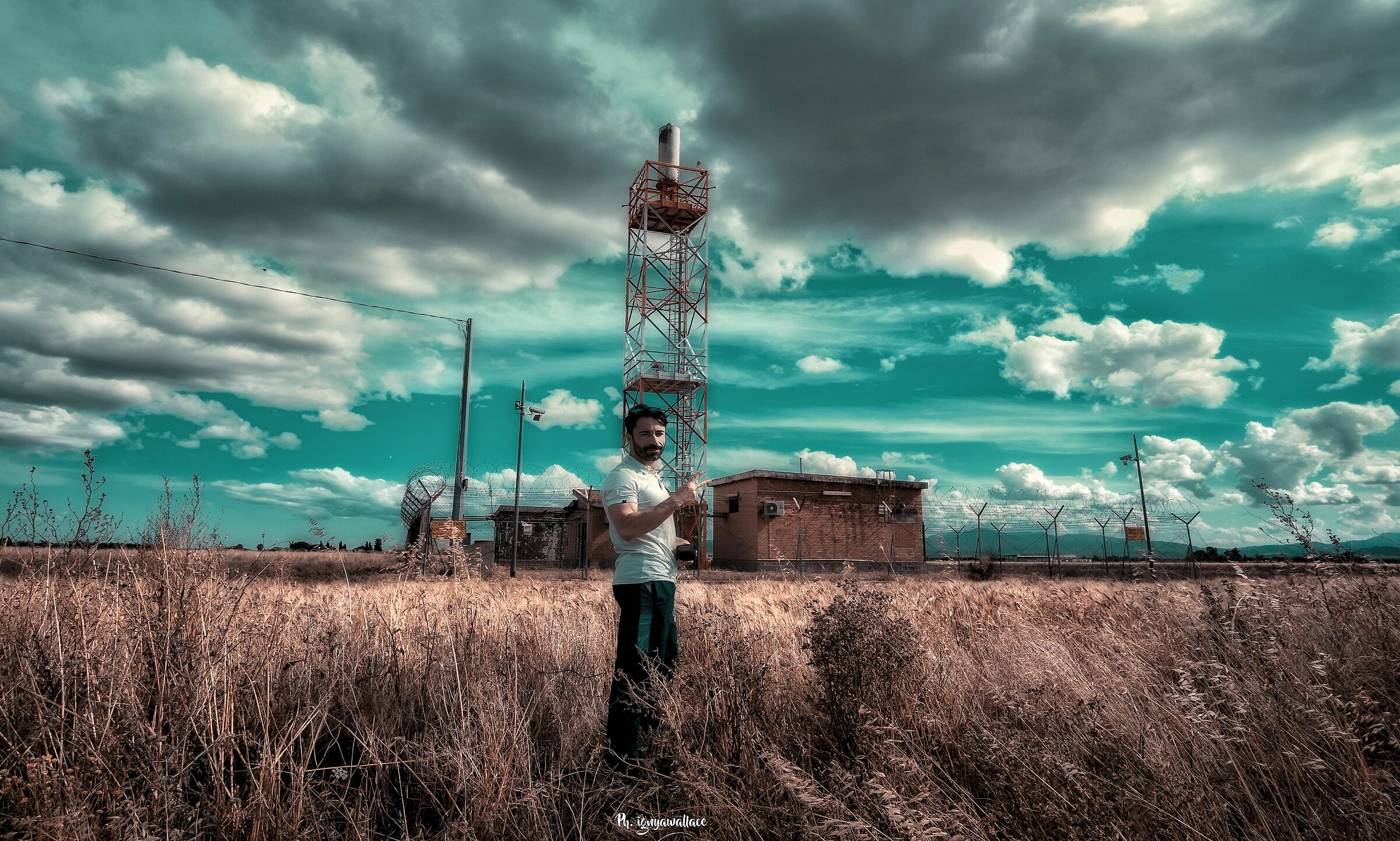 Phone antenna with Ivan