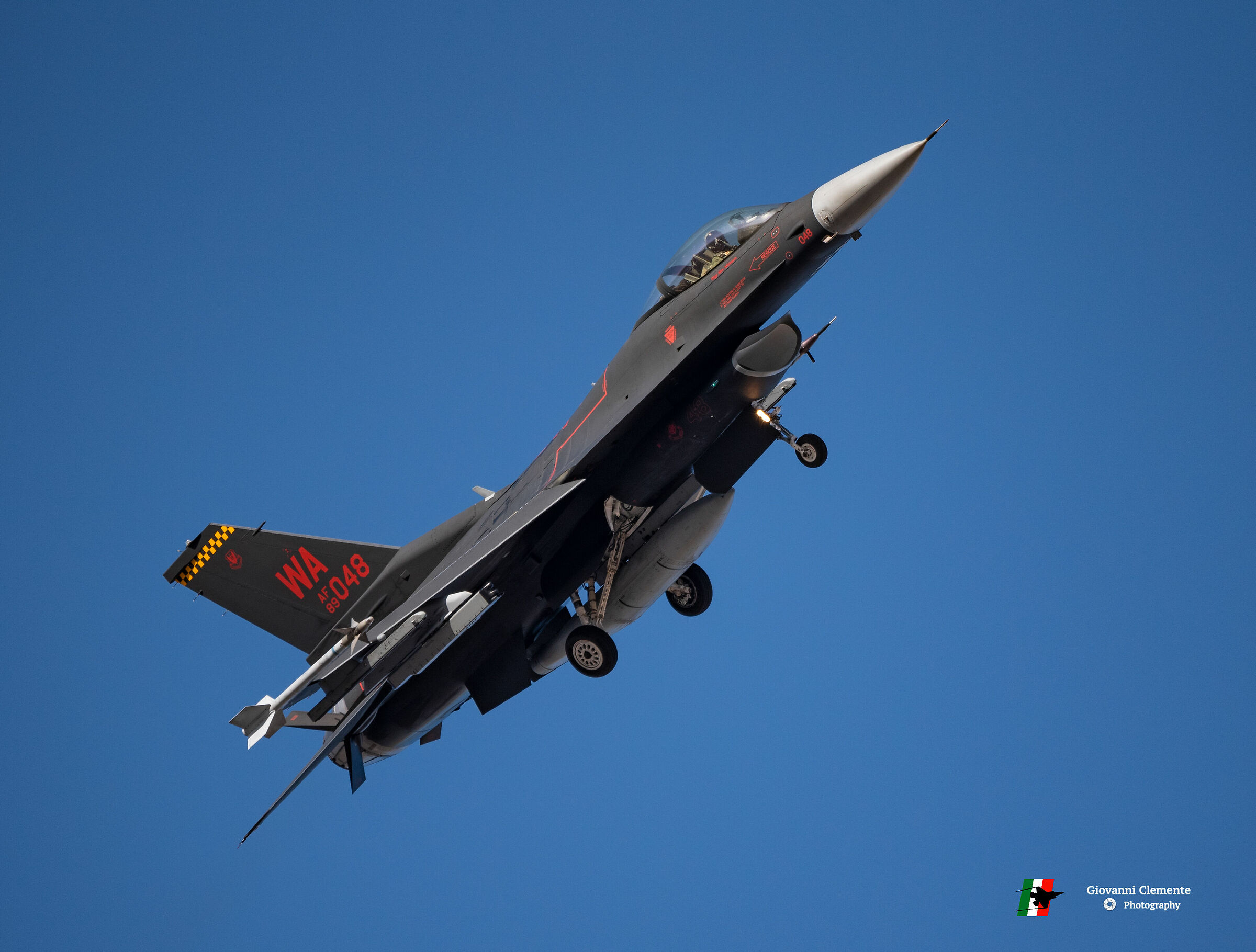 F-16C (89-2048) 57th FW "WRAITH", 64th Aggressors sq.