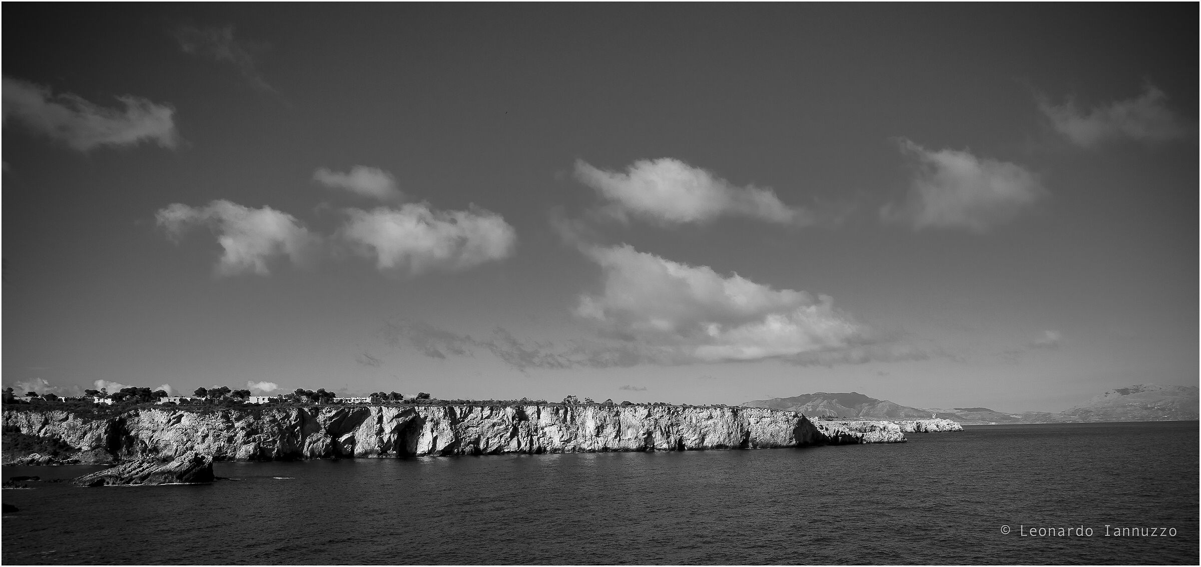 Cute - Cala Rossa - towards the west