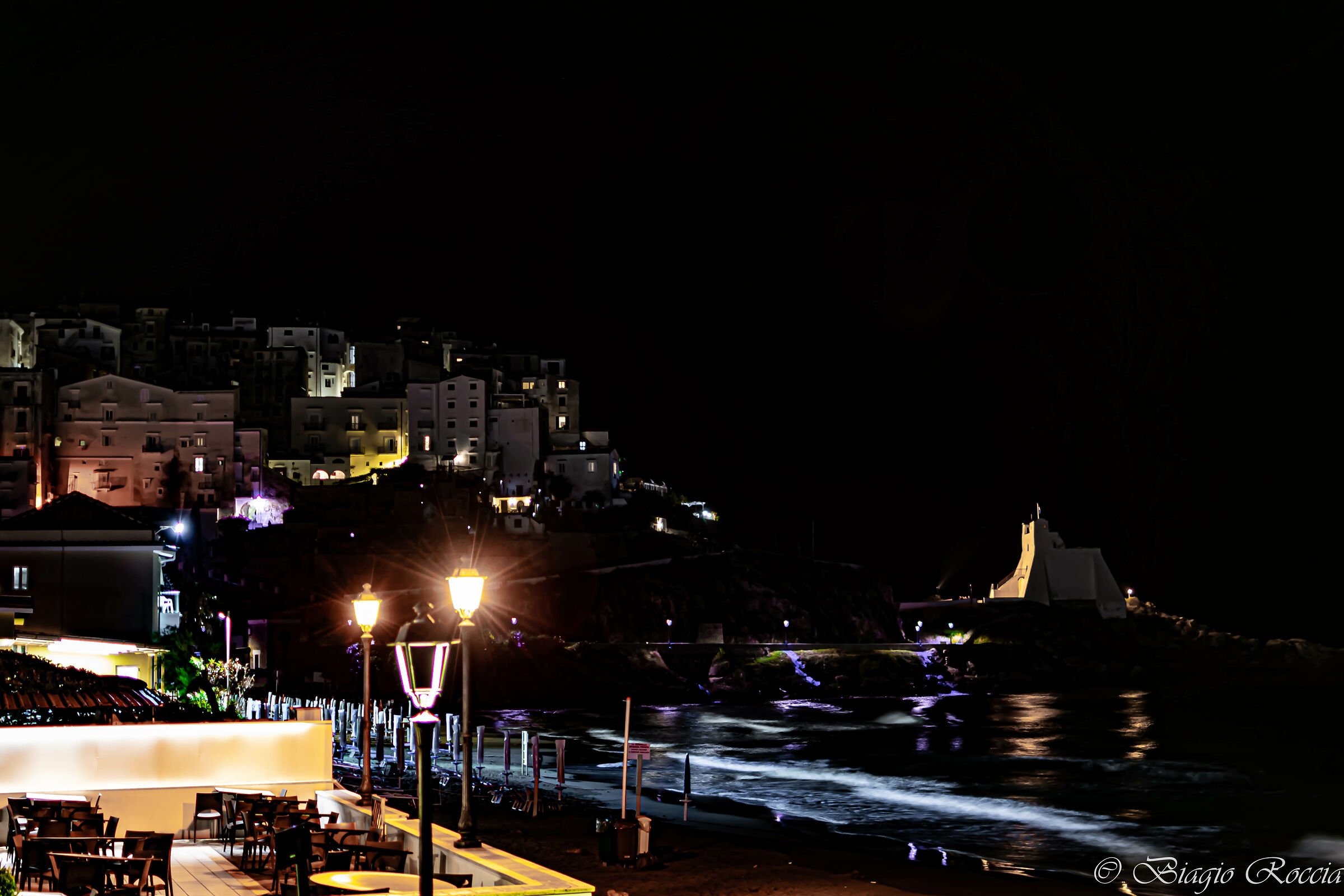 Sperlonga at night