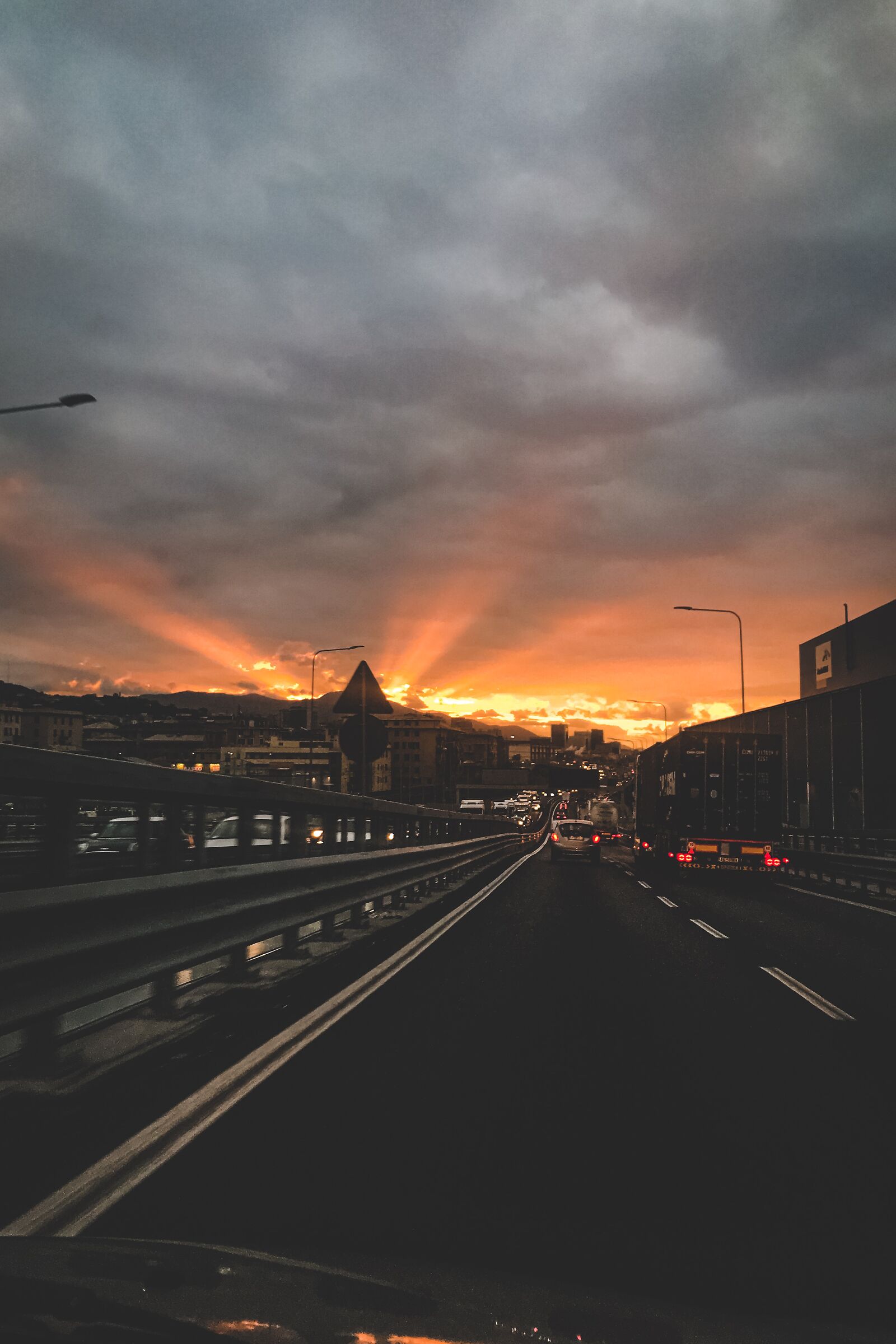 Alba su Genova (settembre 2019)