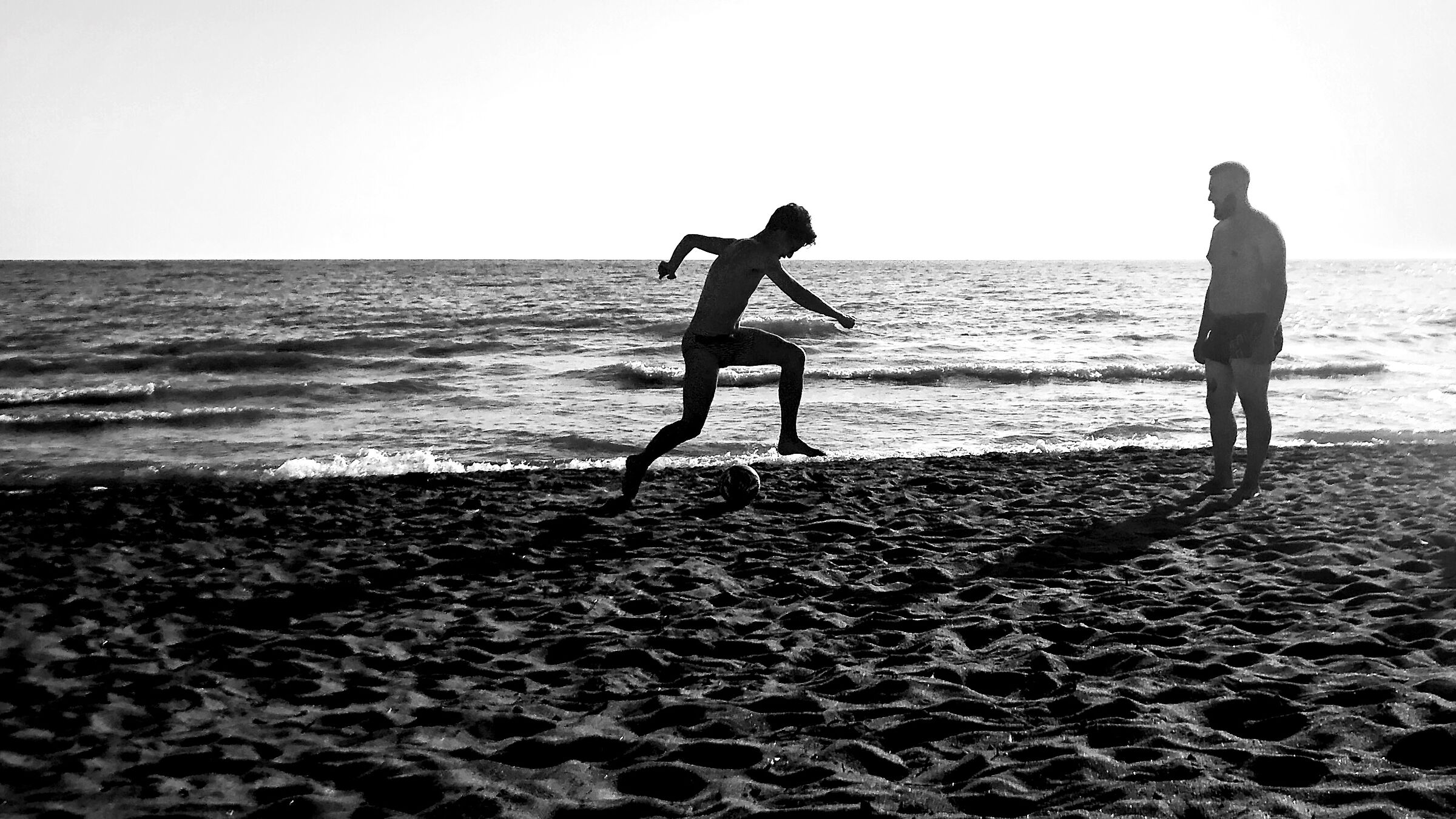 Street on the beach pt. The