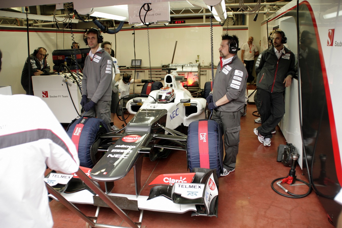 F1 2012 Mugello - Box - Sauber F1 Team