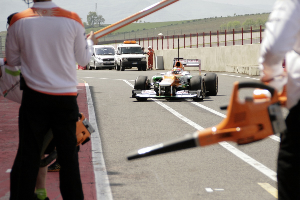 F1 2012 Mugello - Box - Force India