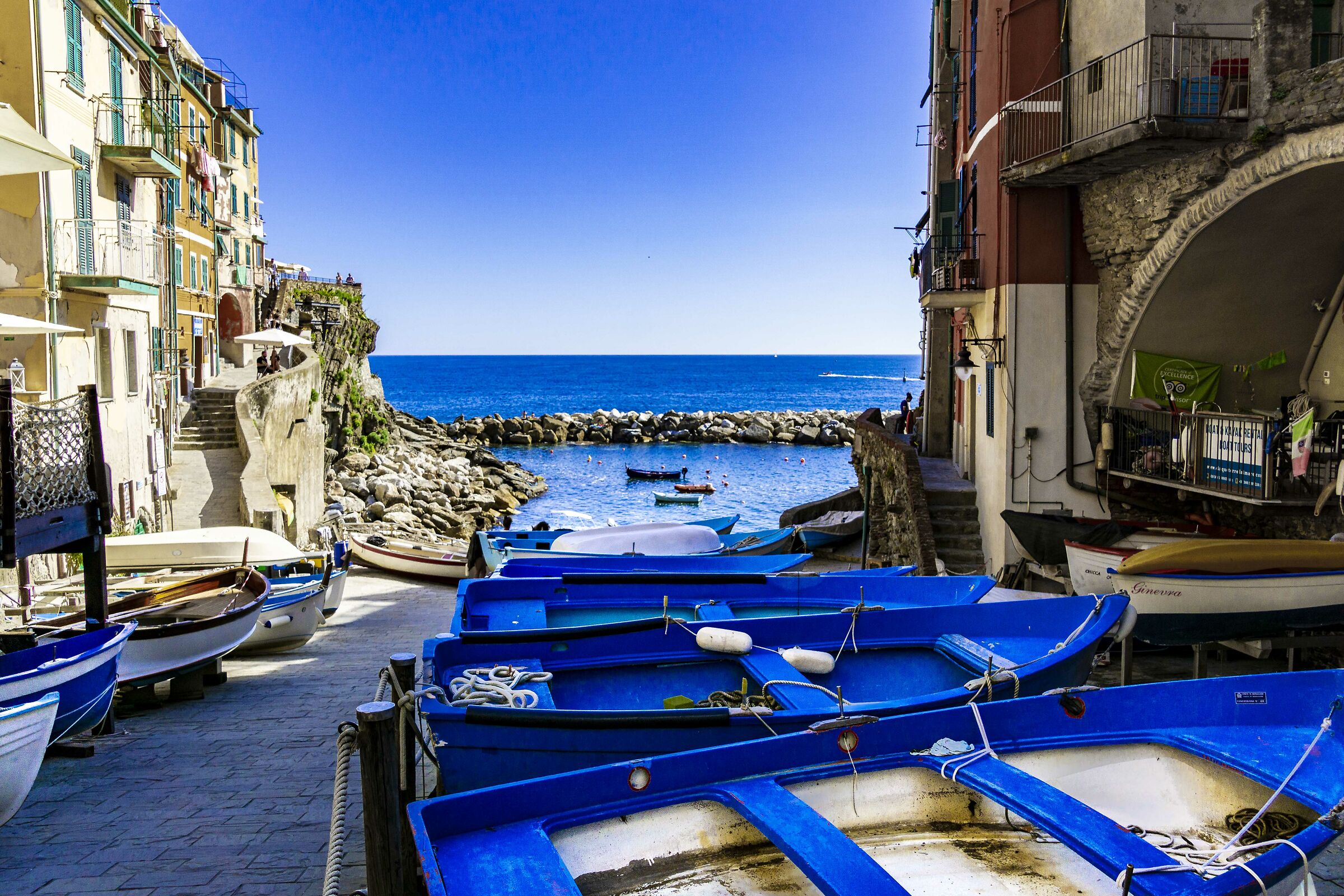Discesa al molo di Riomaggiore