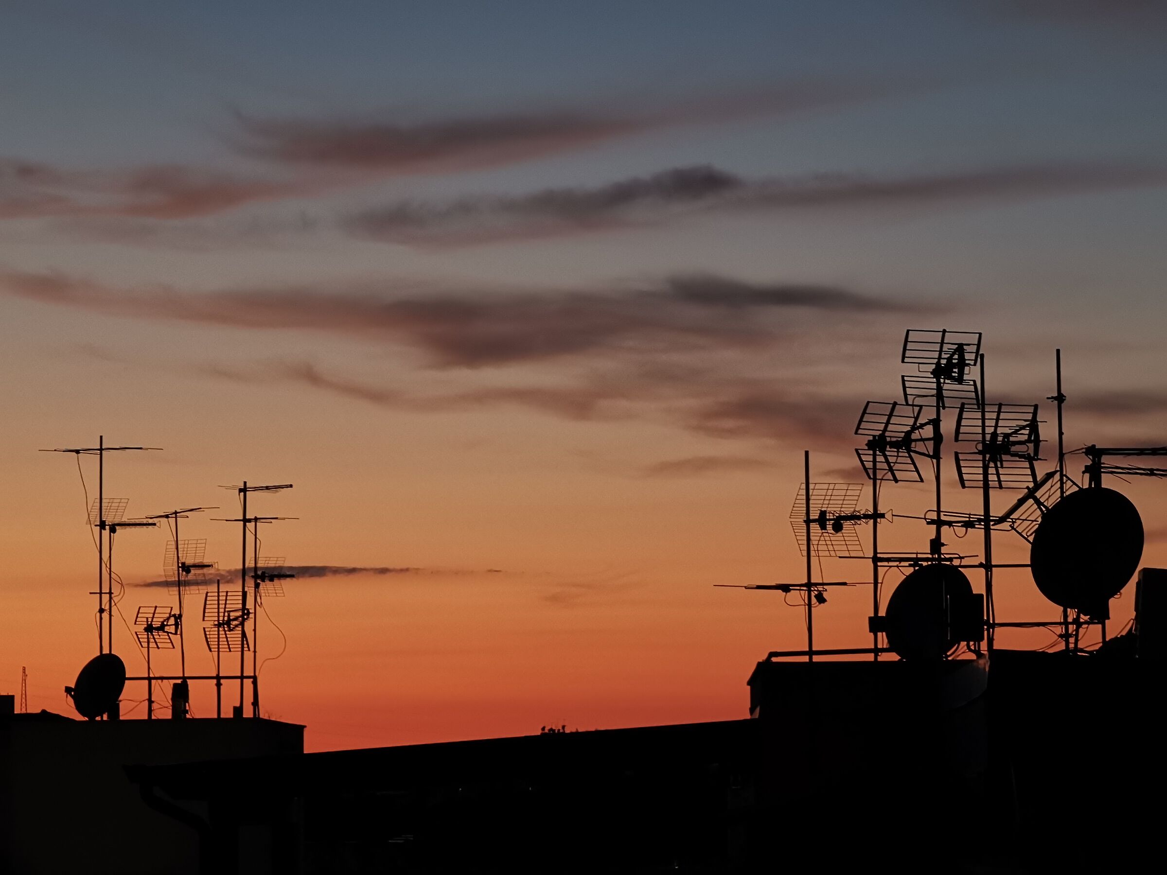 Sunset between the palaces. (135mm)