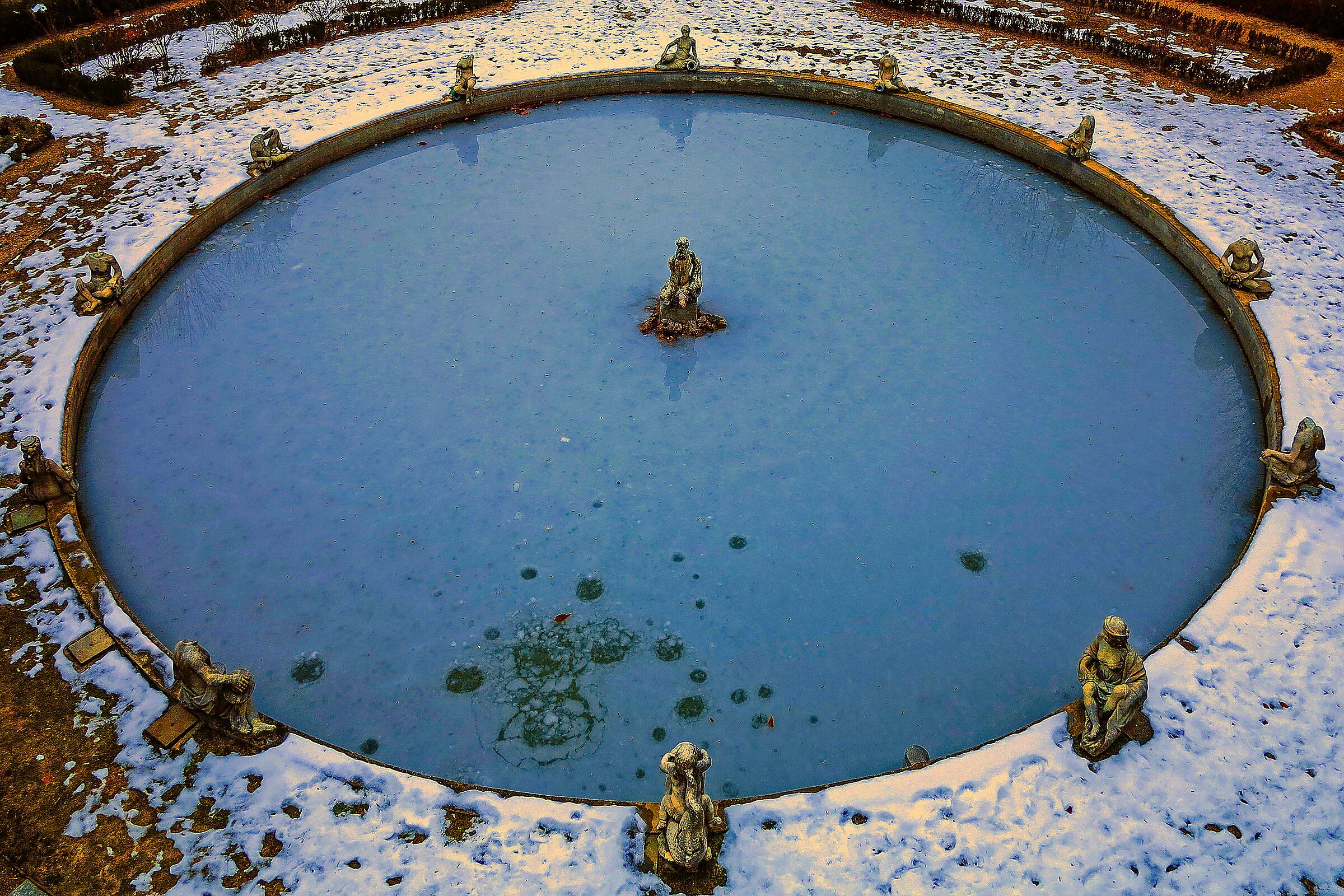 Bath (frozen) - Turin