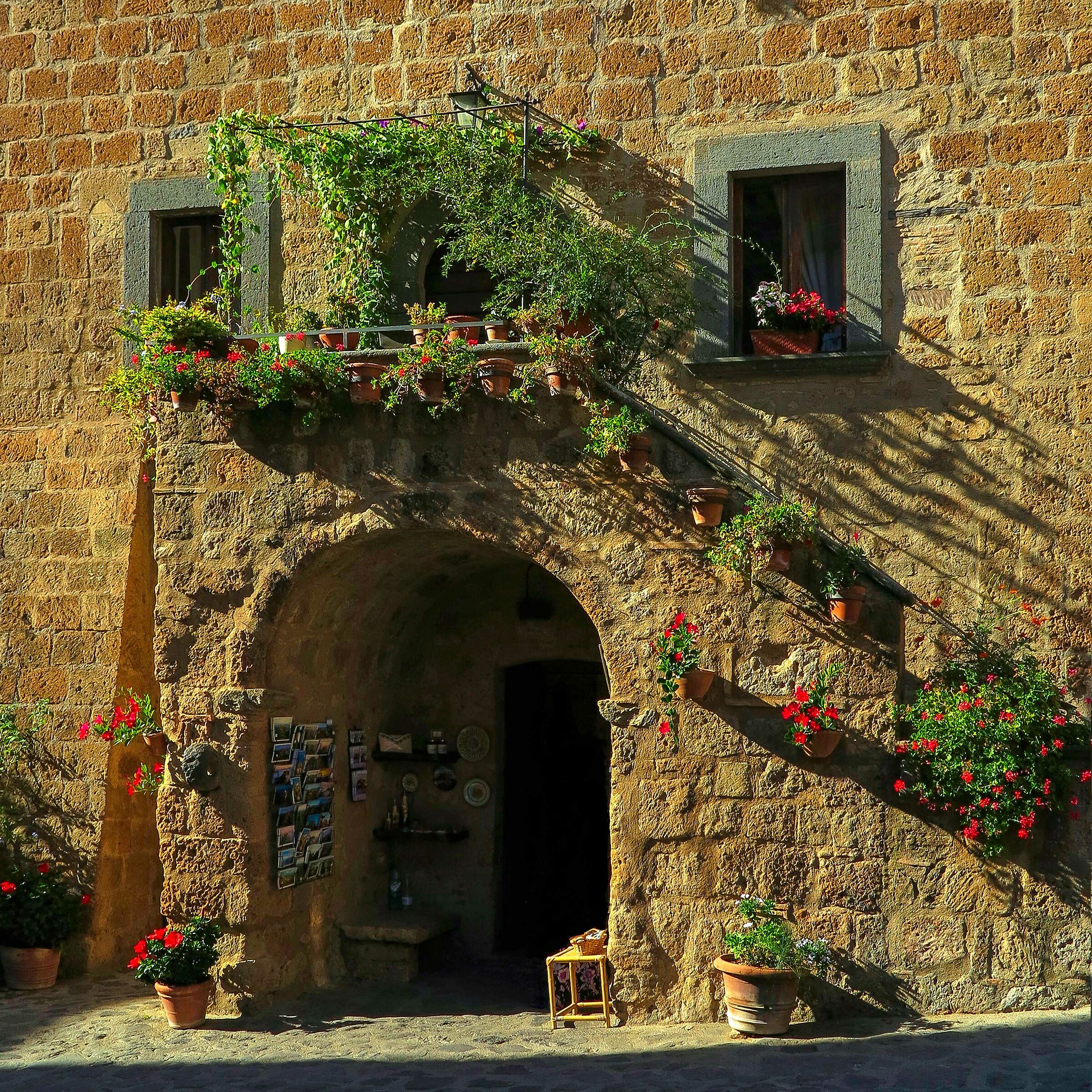 Outer staircase with "long" shadows