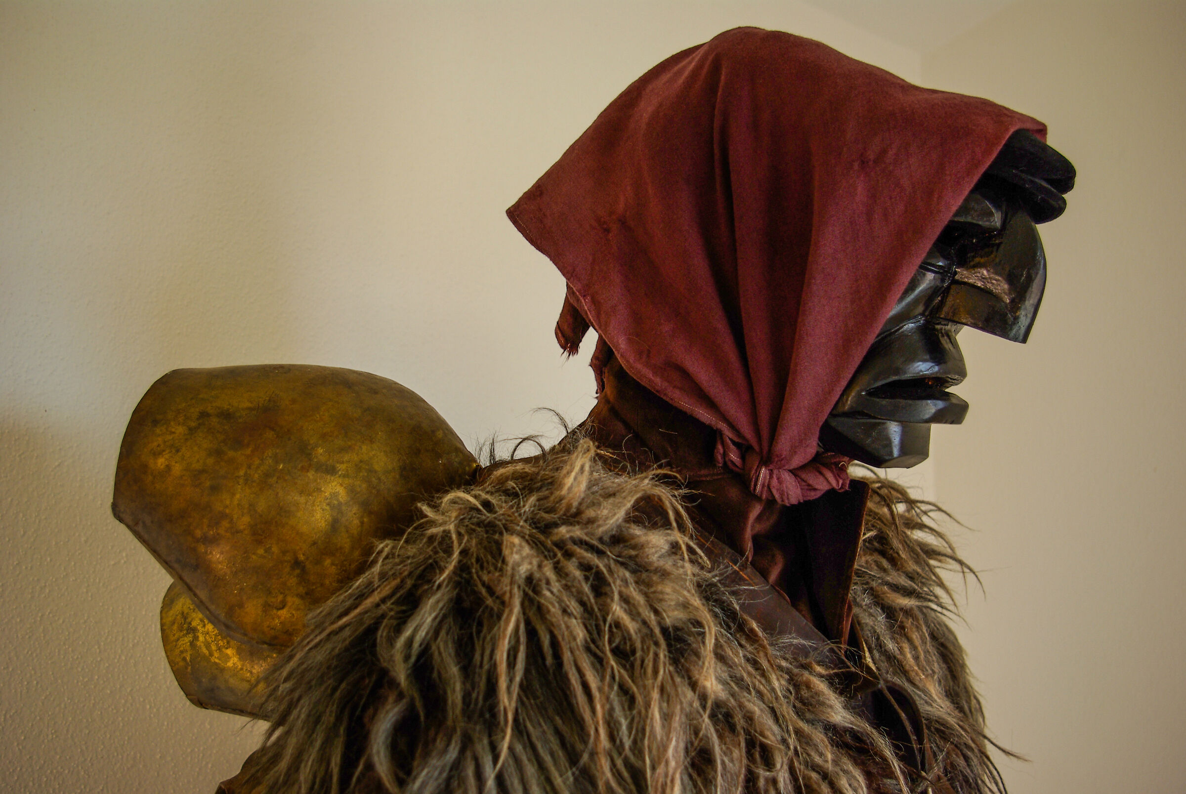 Mamuthone - maschera sarda