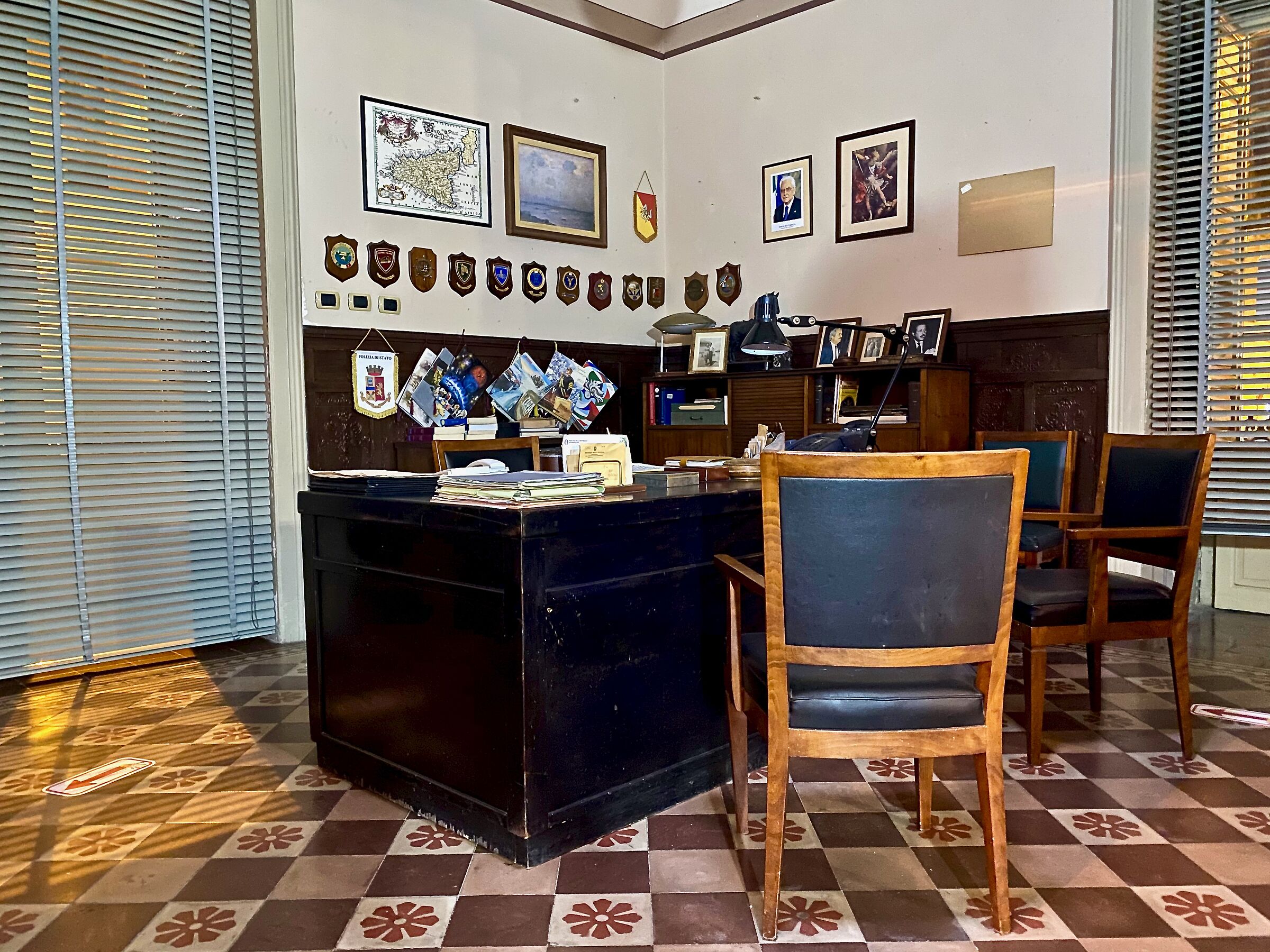 La scrivania di Montalbano