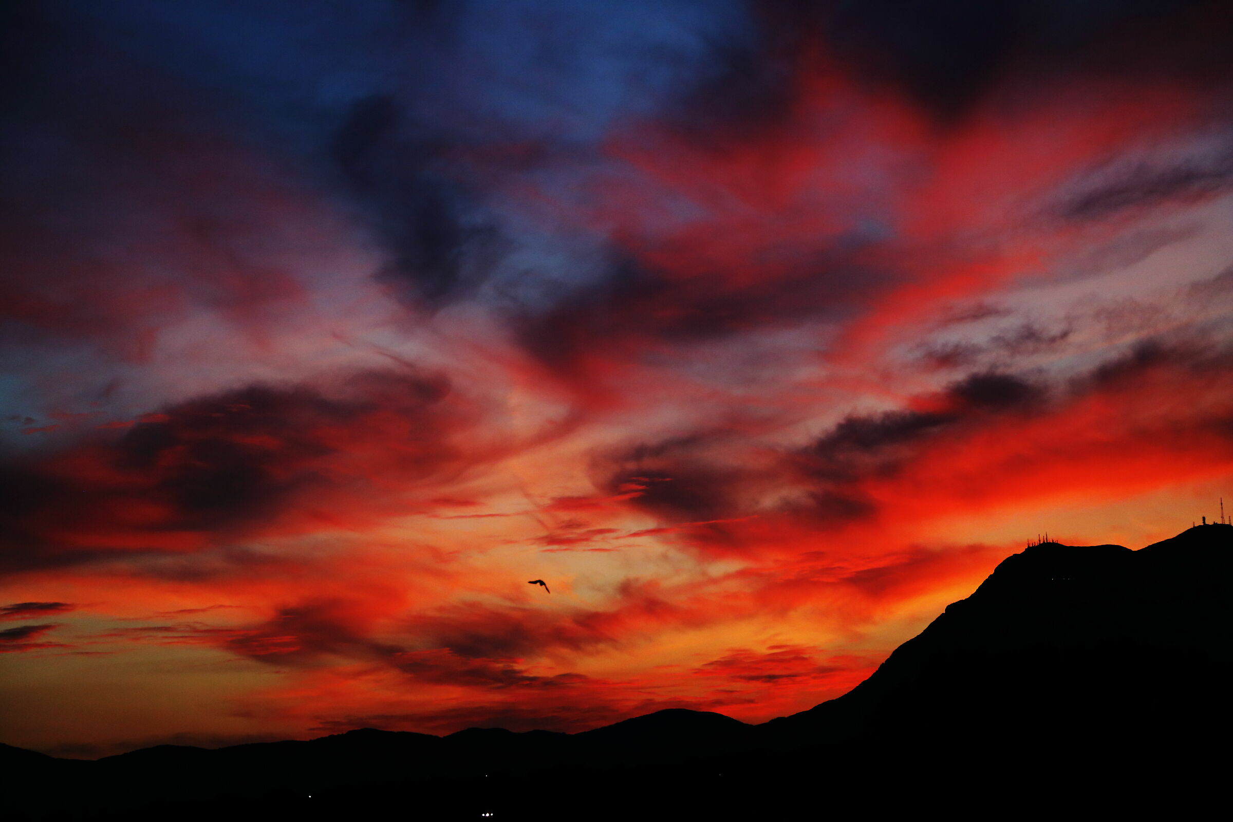 Per arrivare all'alba non c'è altra via che l...