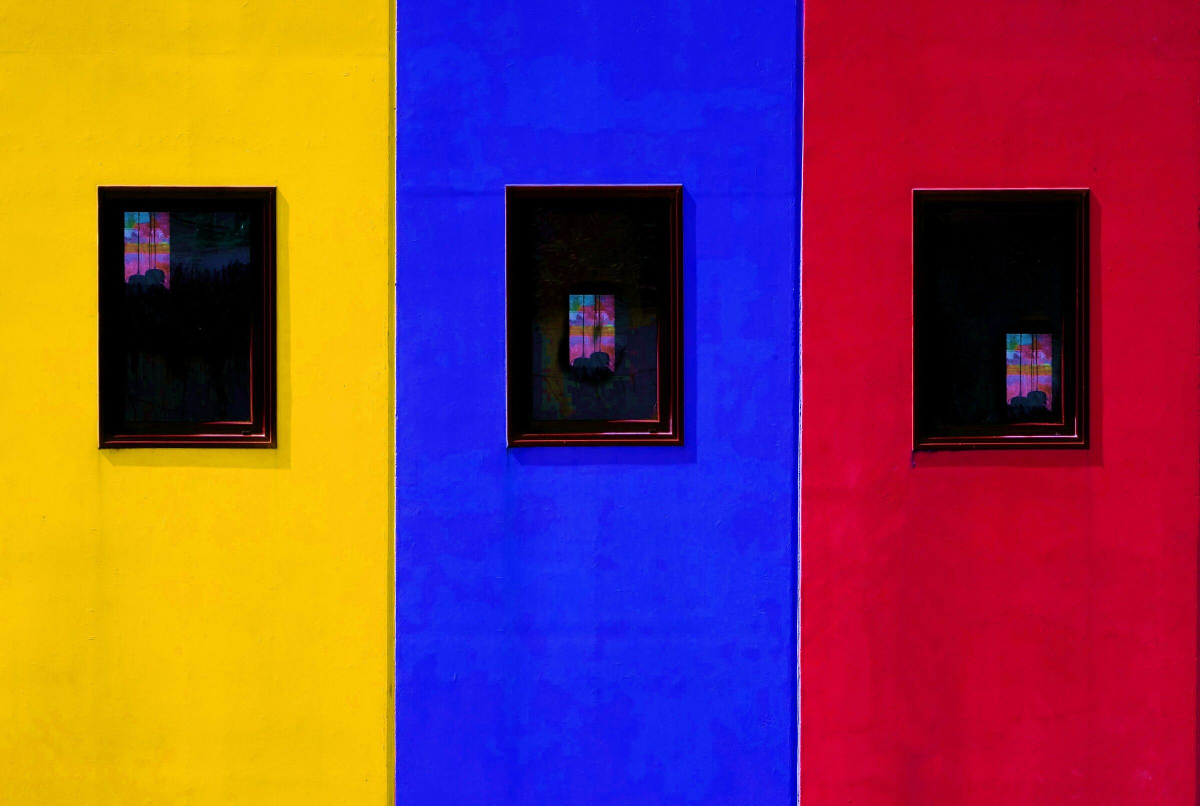 three windows - omaggio a Paogar