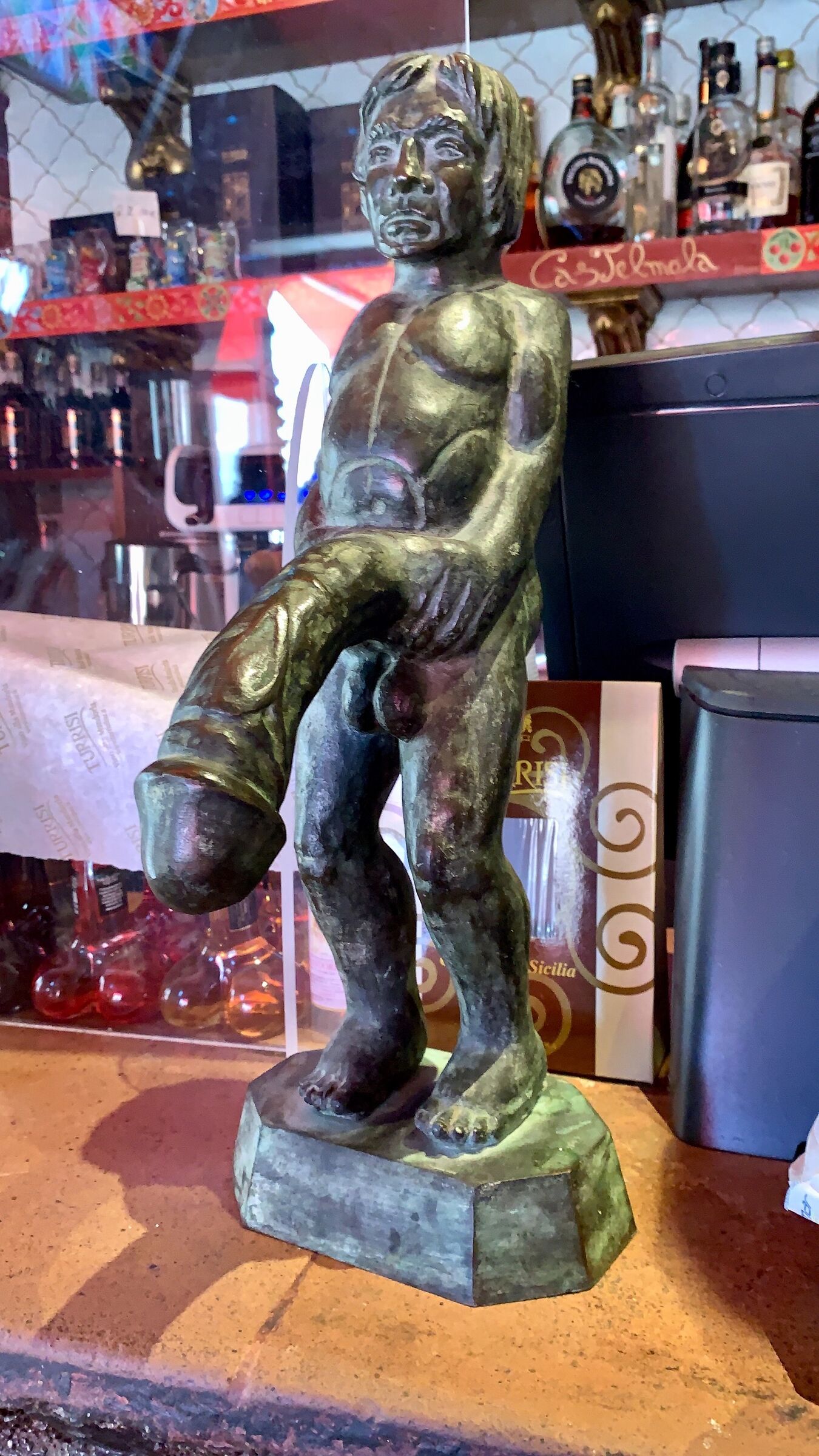 Al Bar Turrisi  “fallifelici” di Castelmola