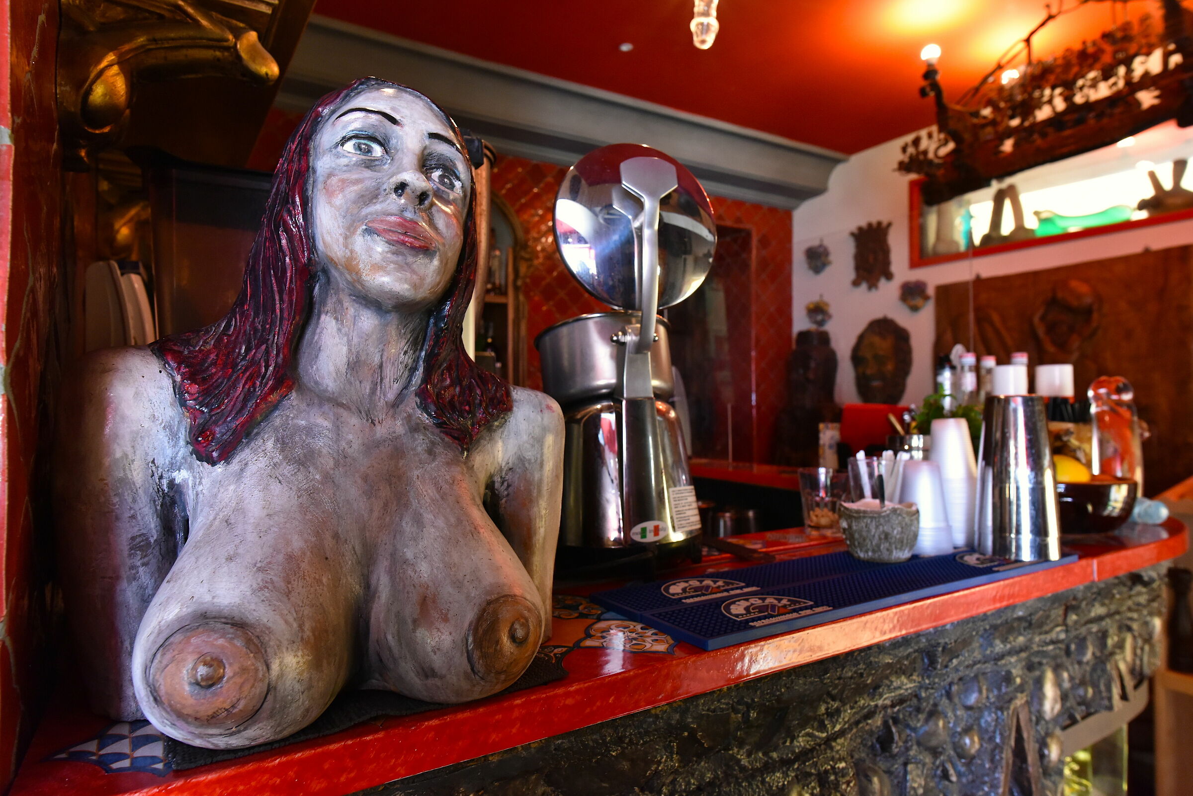 Bar Turrisi "fallifelici" di Castelmola