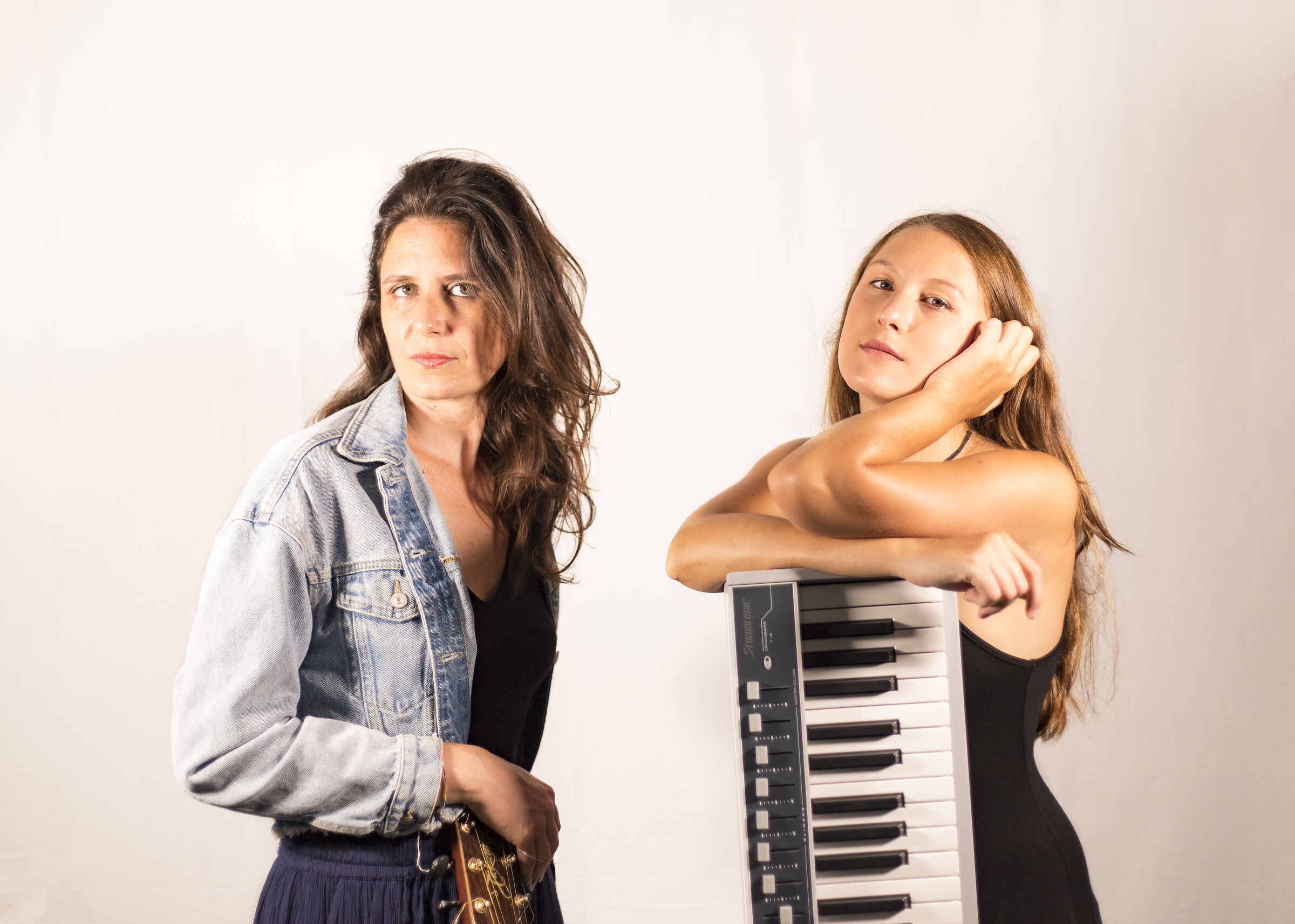 Sara and Giulia10