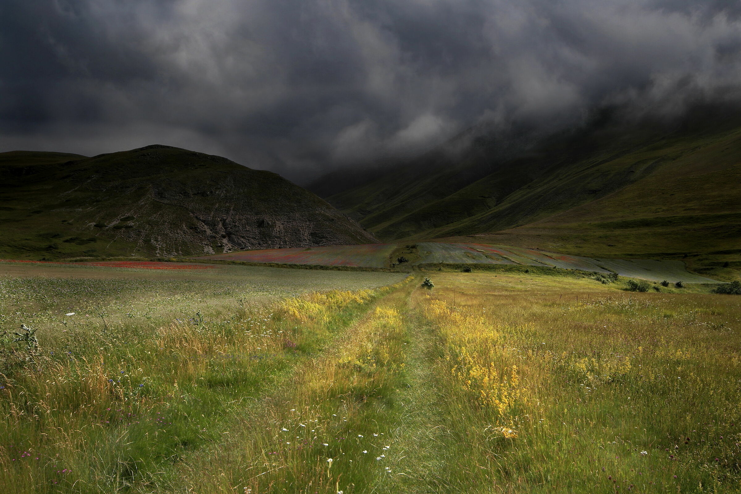 Last lights, then the storm