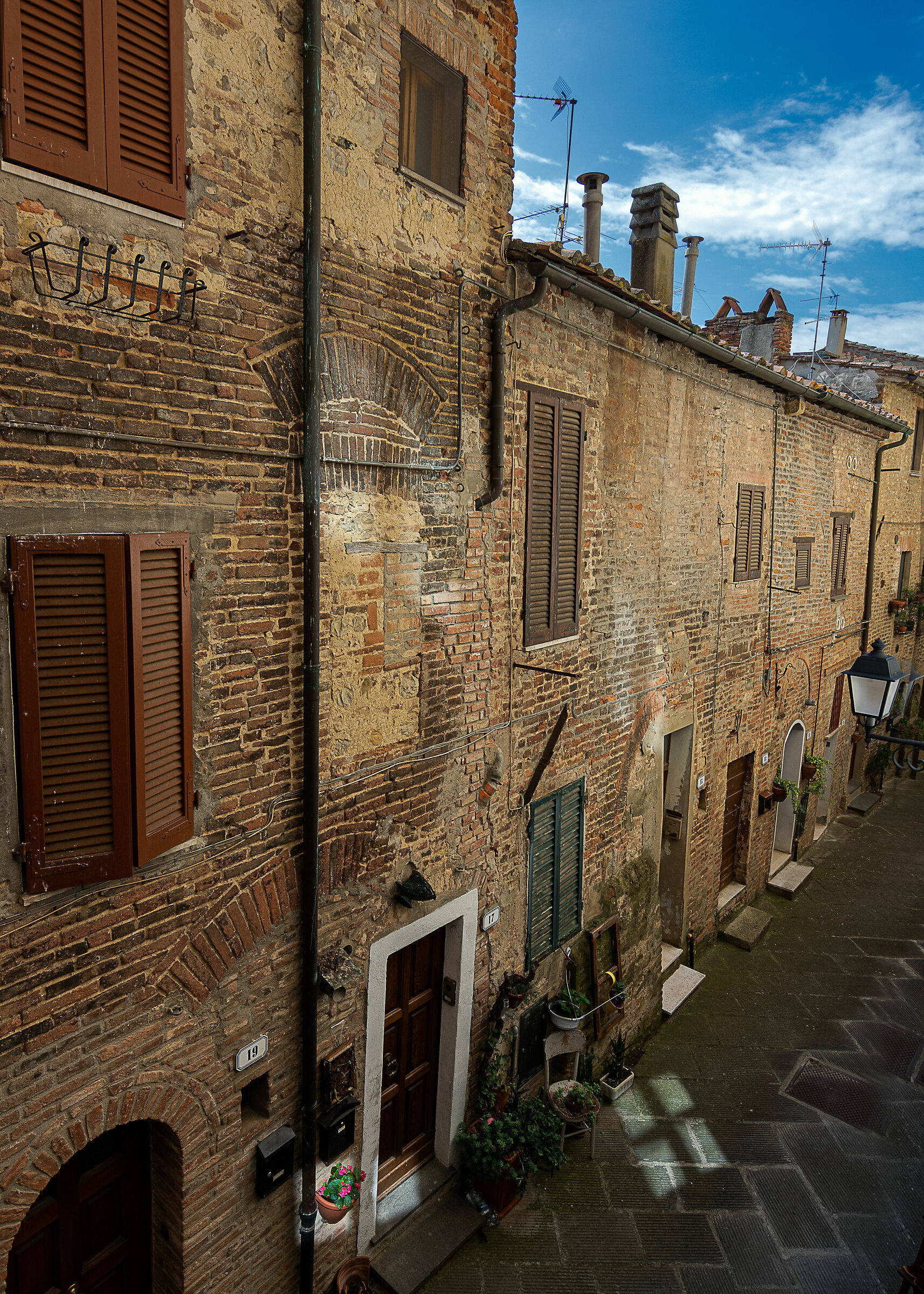 city of the pieve (pg)one street