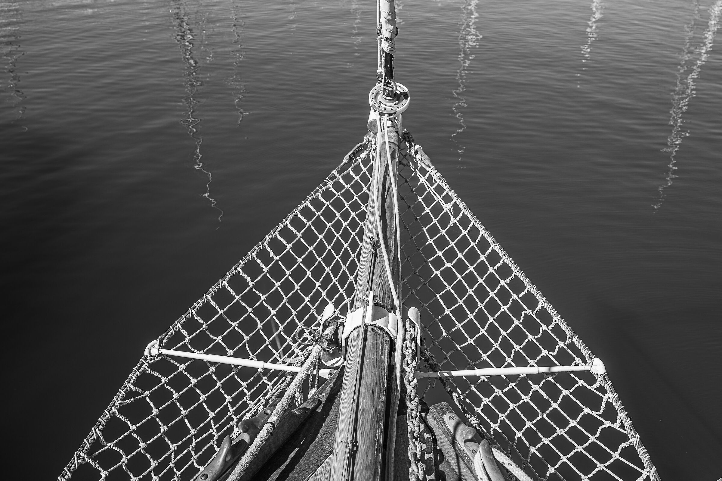 Bompresso di una barca a vela d'epoca