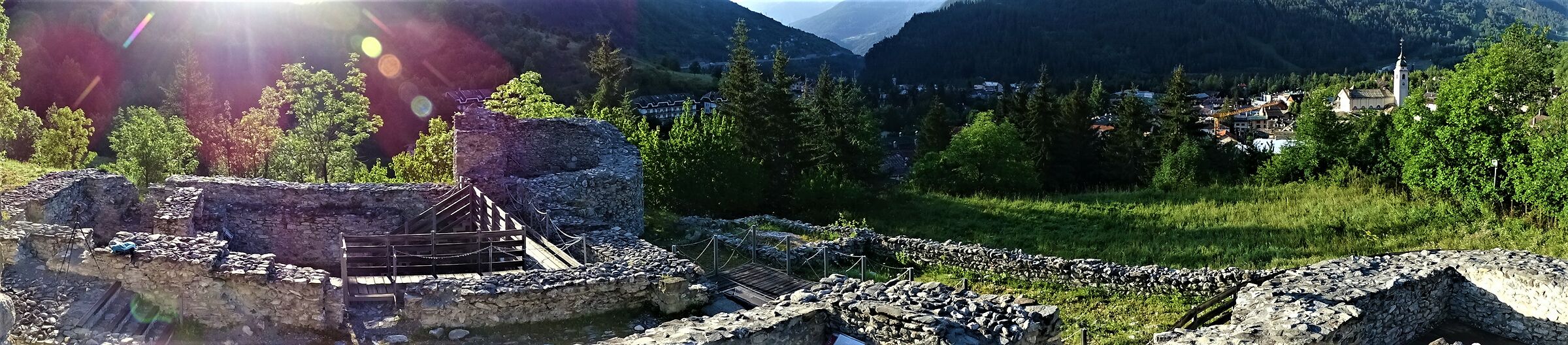 panoramica rovine d'amont Bardonecchia..
