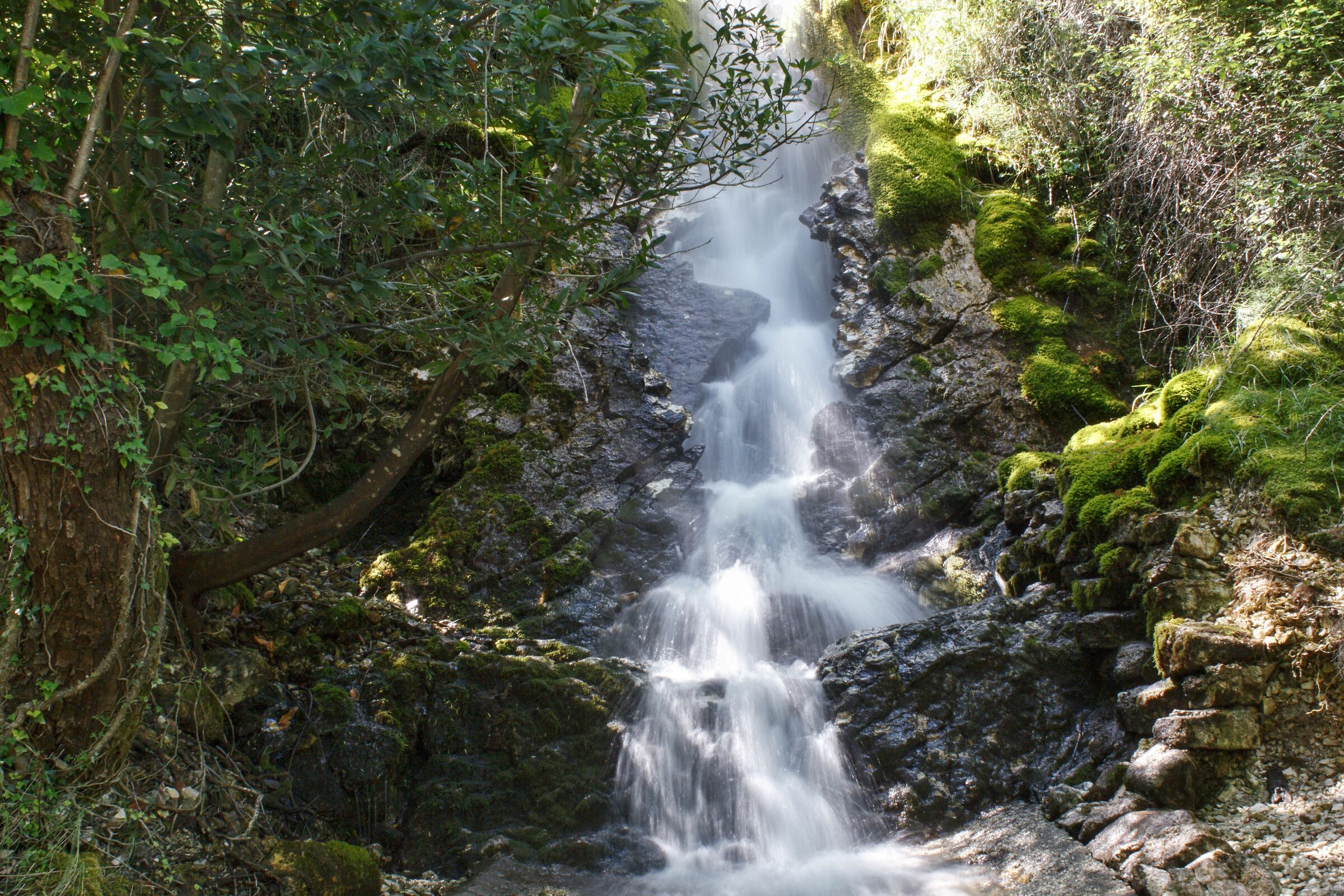 Waterfall Fara San Martino