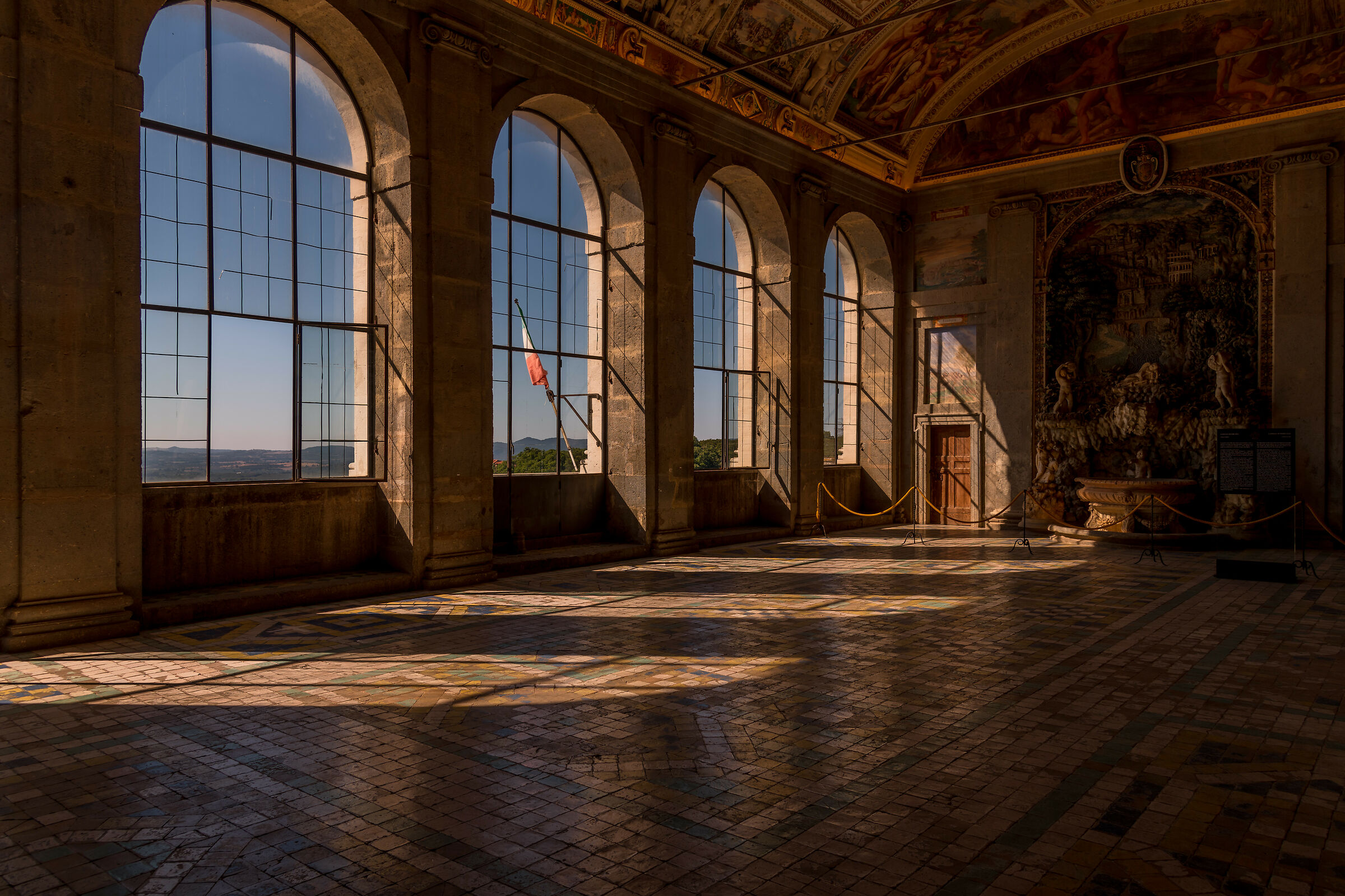 Palzzo Farnese, Interni