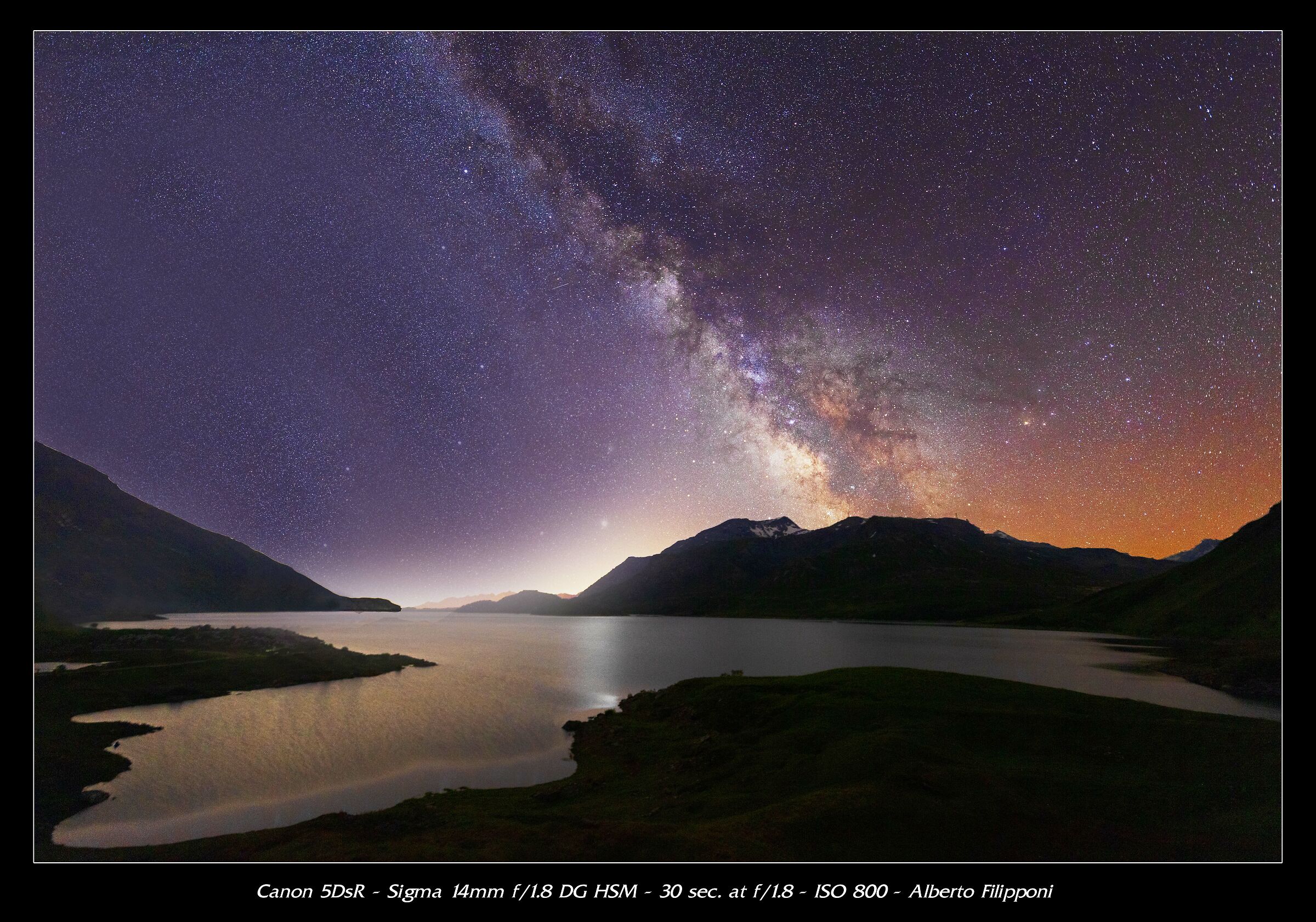 Via Lattea dal lago del Moncenisio