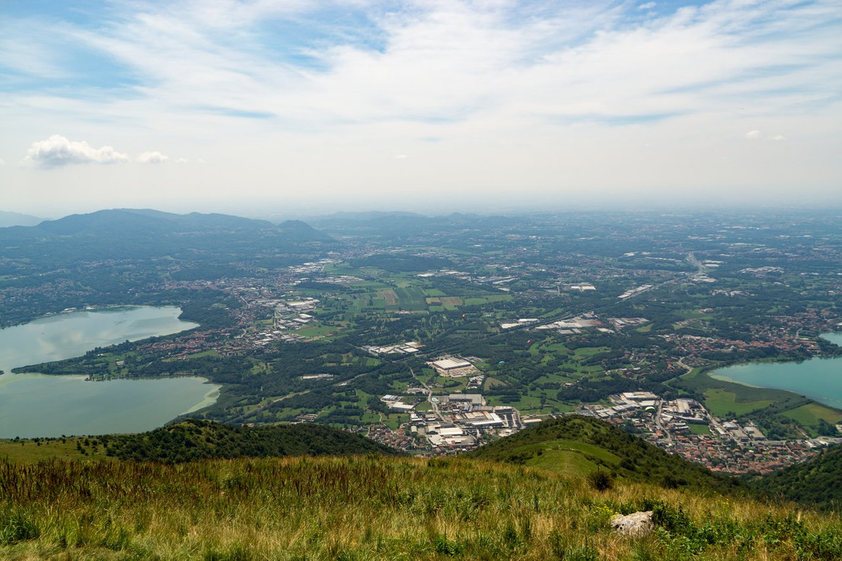 Monte Cornizzolo - Veduta in Cesana Brianza e Suello