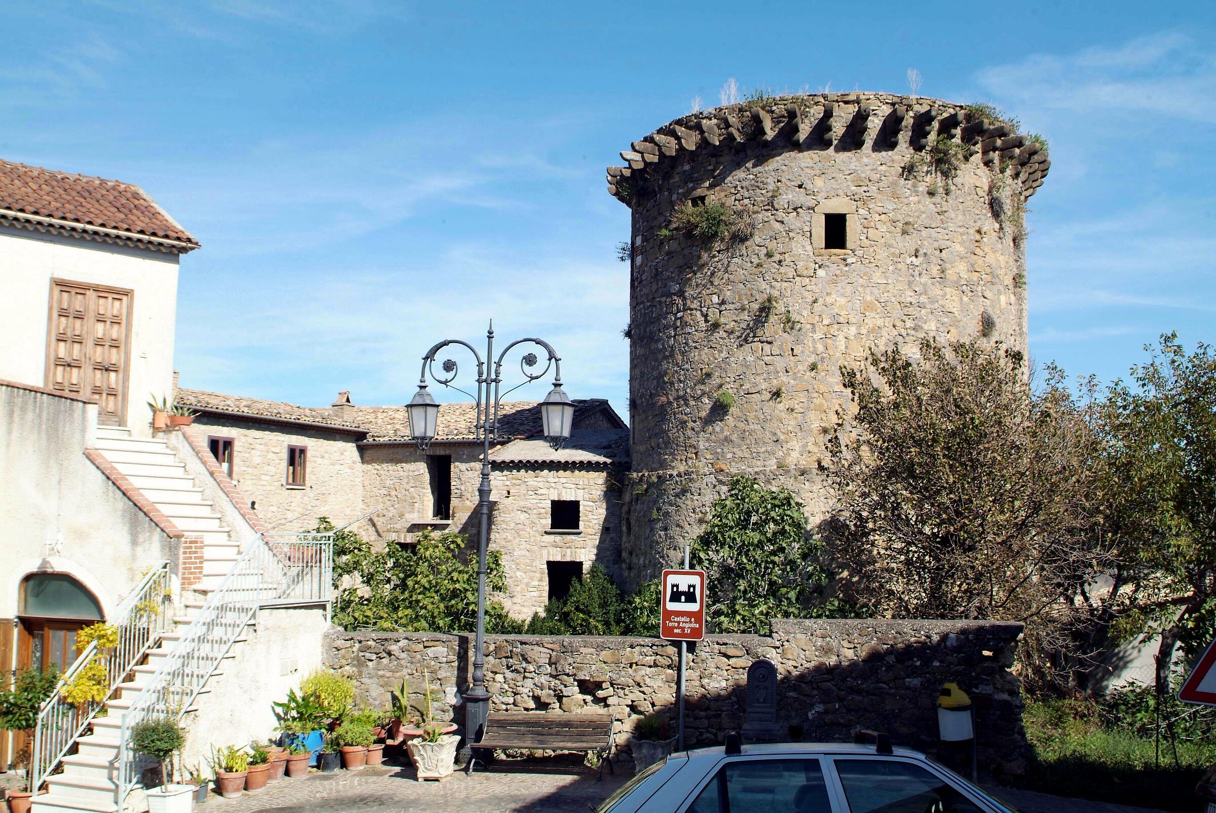 Ruvo del Monte la torre