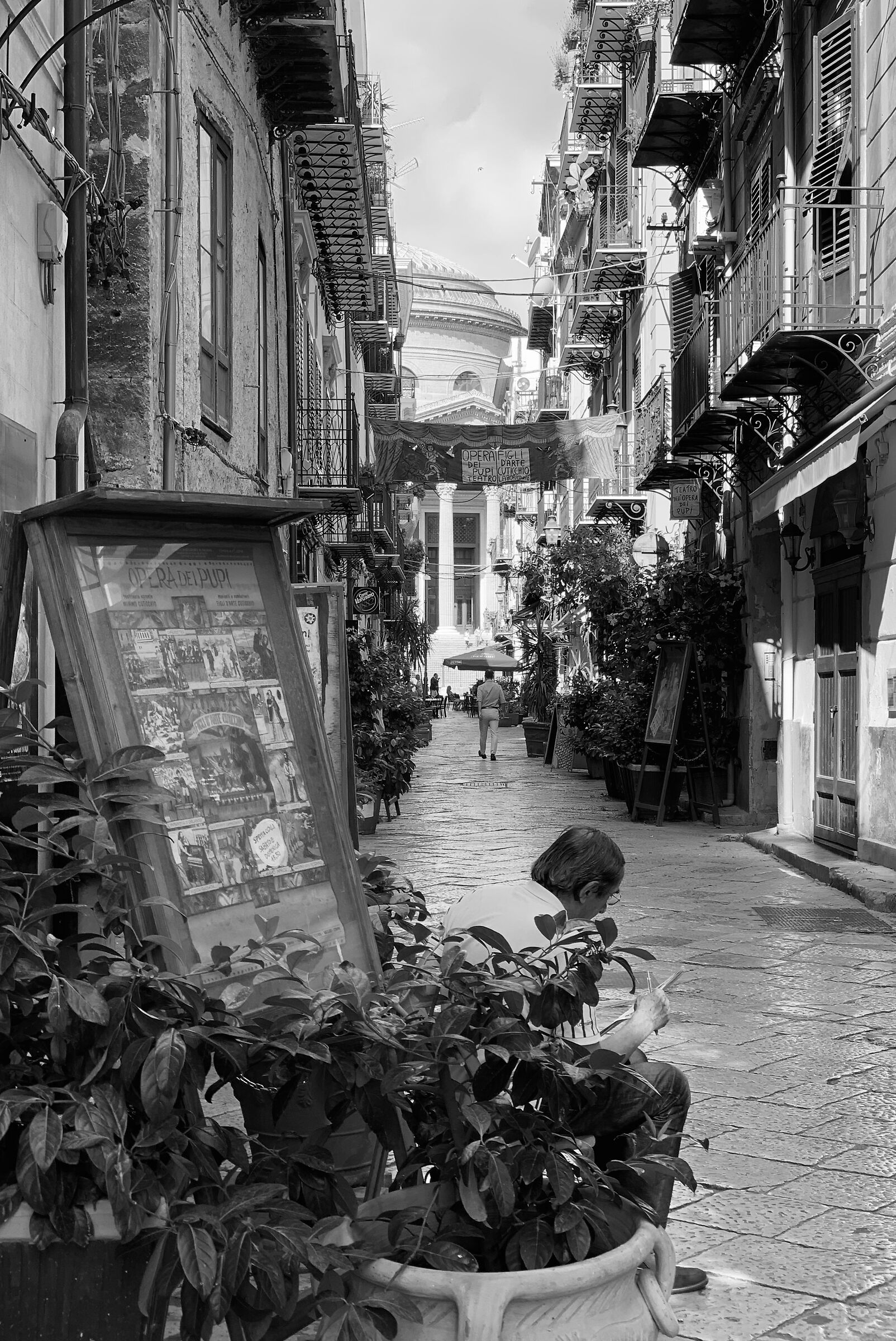 Via Bara all'Olivella