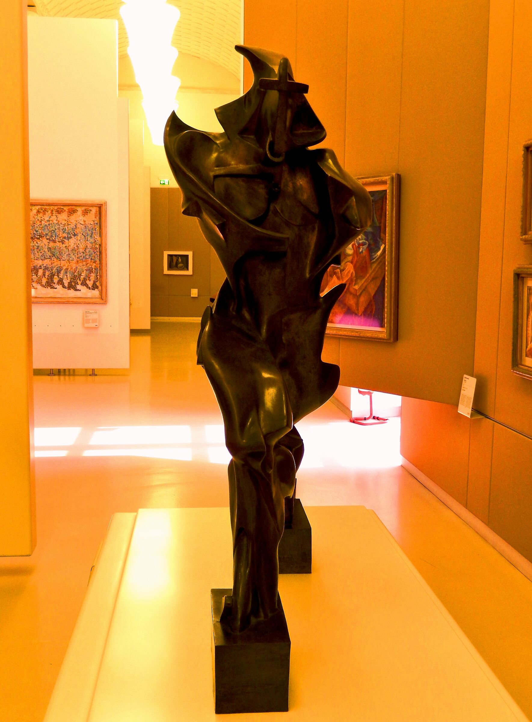 Boccioni "Unique shapes in the continuity of space"