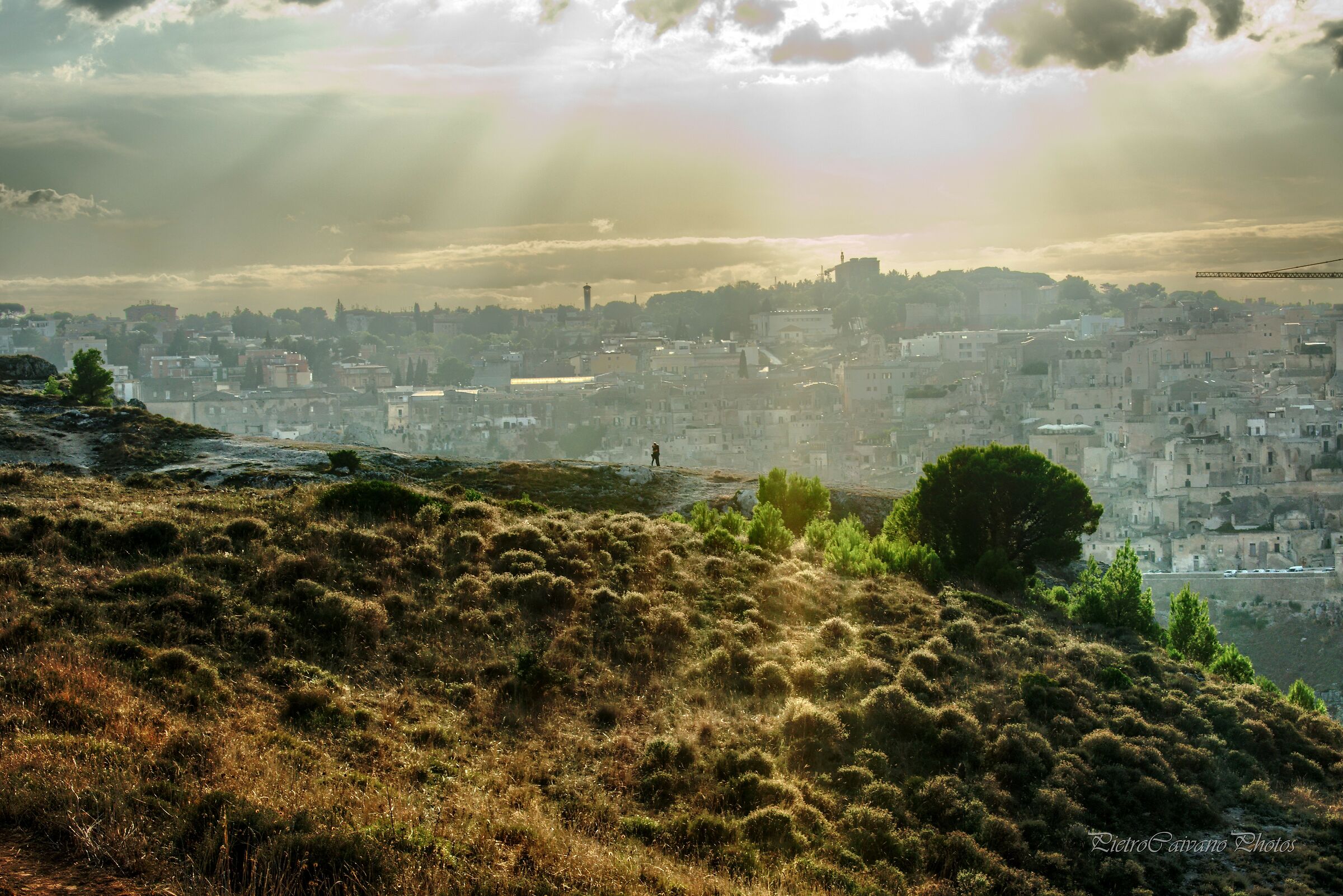 Kiss among the Sassi...