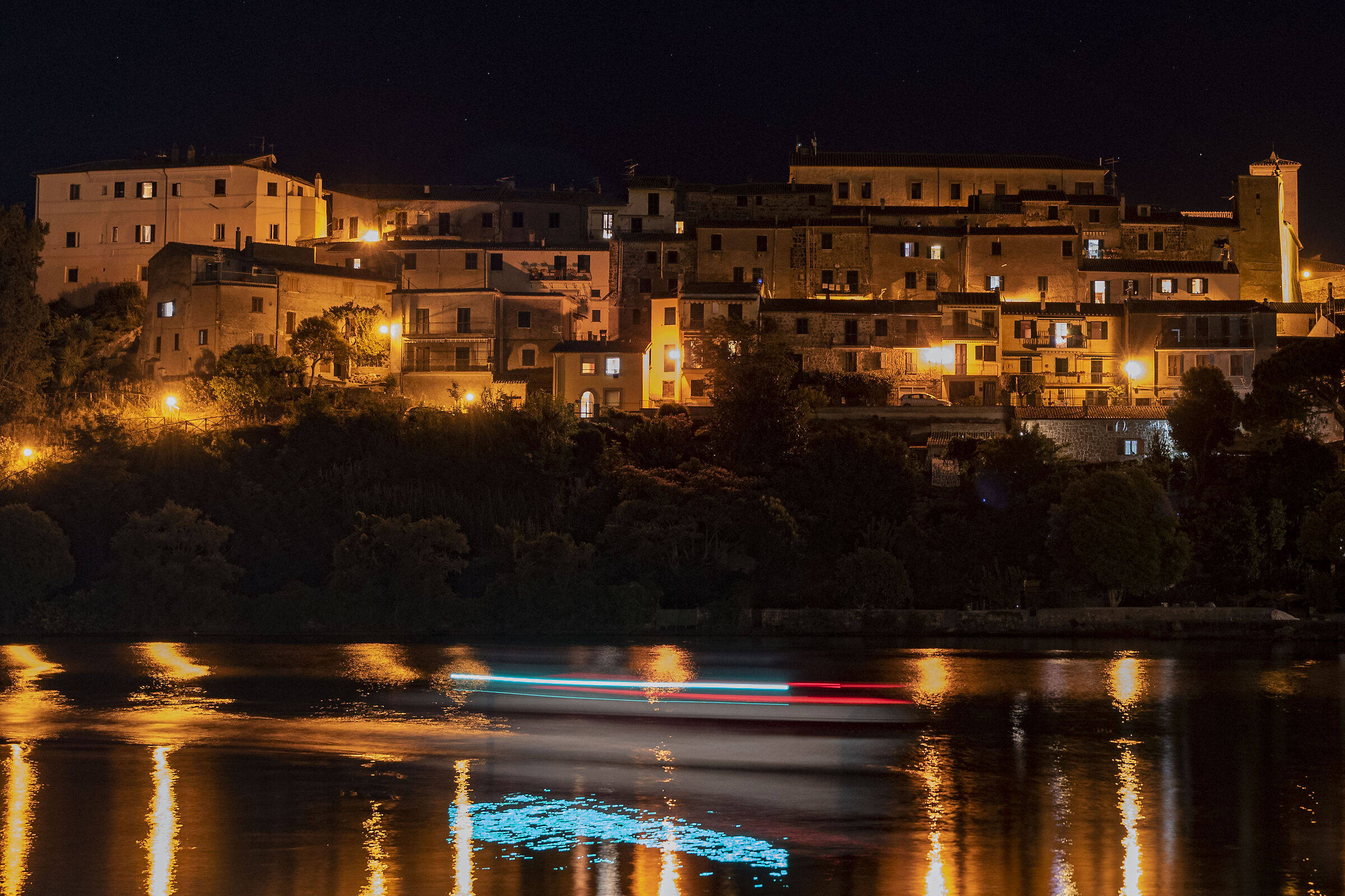 d'improvviso una scia