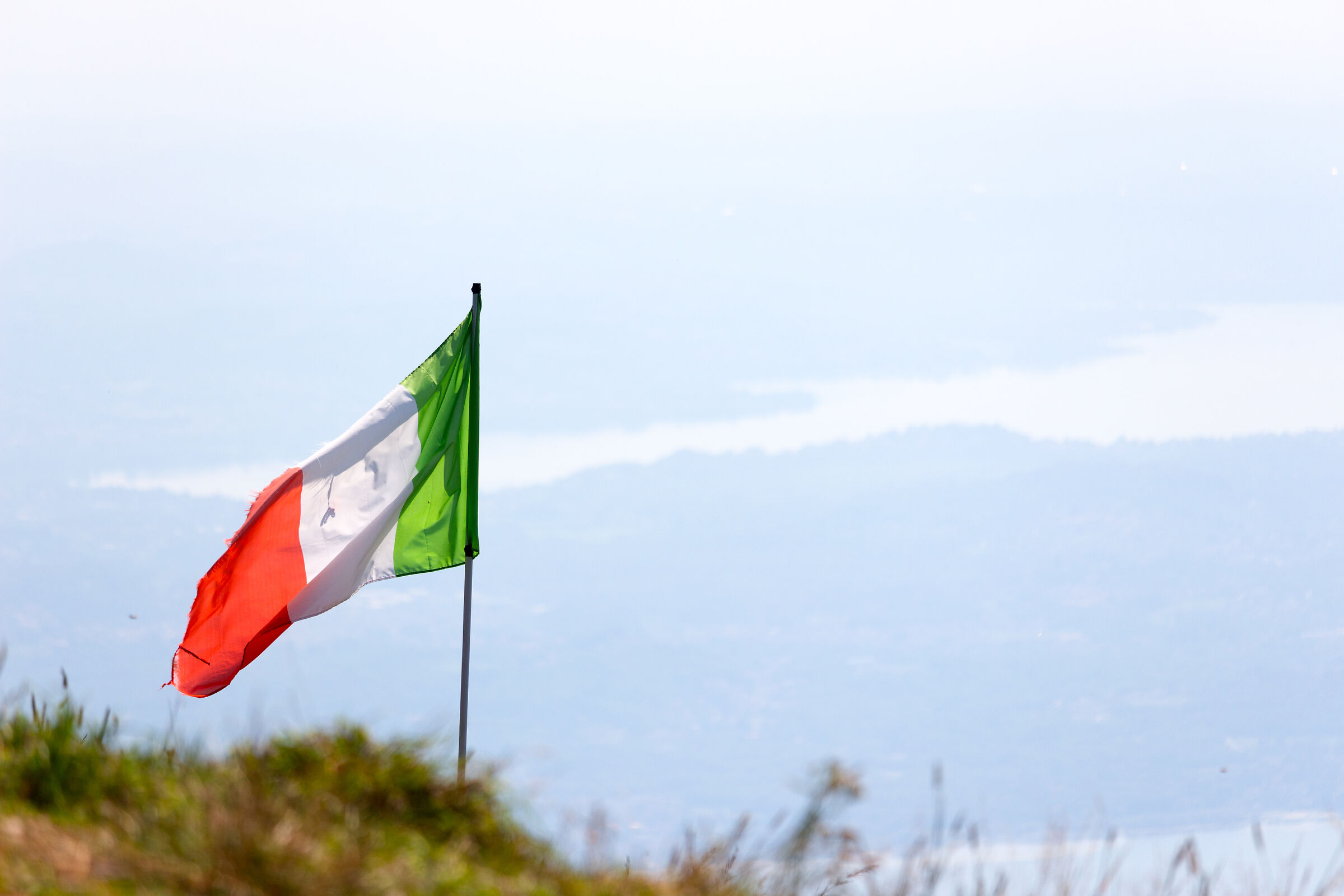 bandiera sul Mottarone