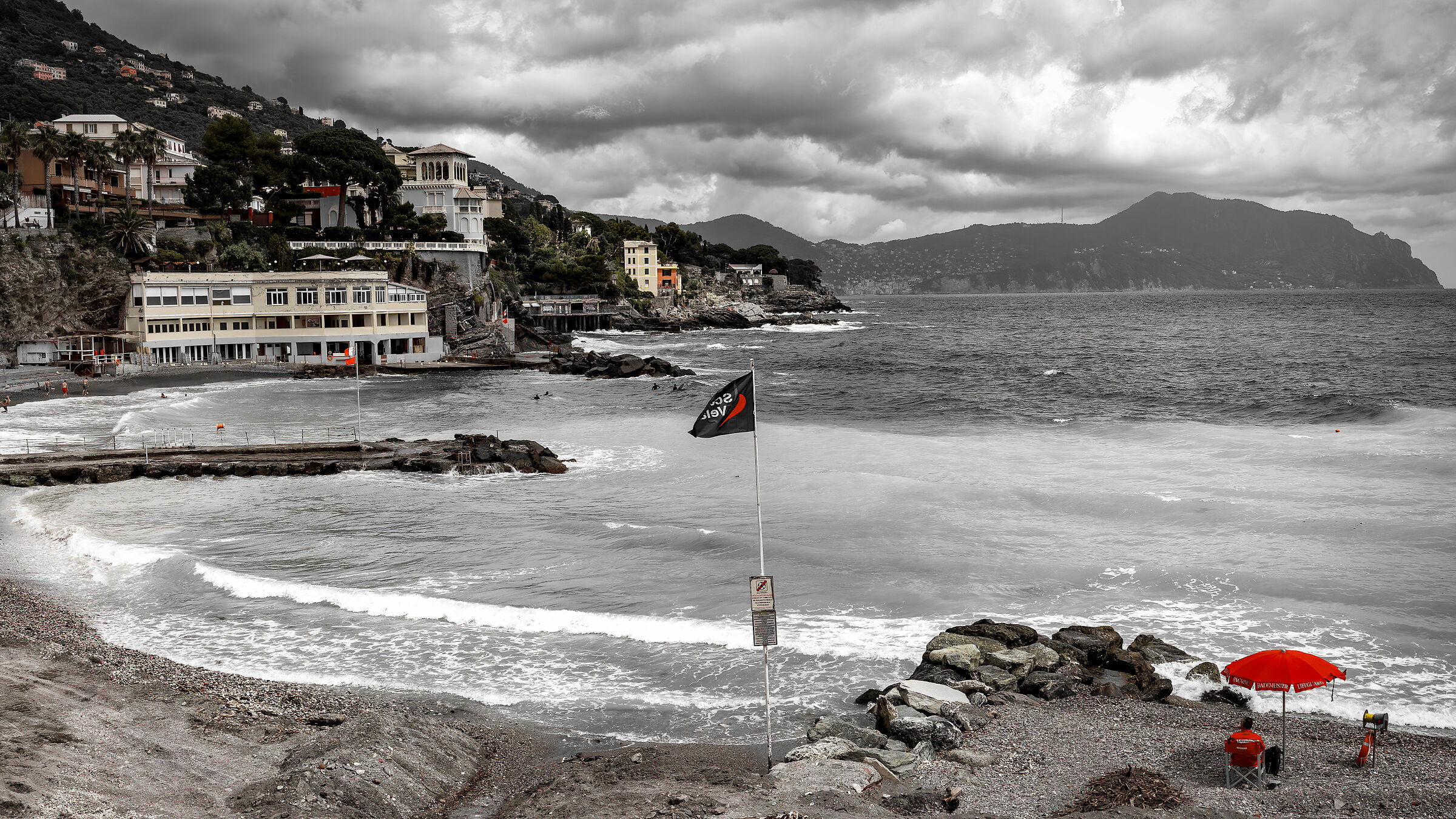 Il bagnino solitario