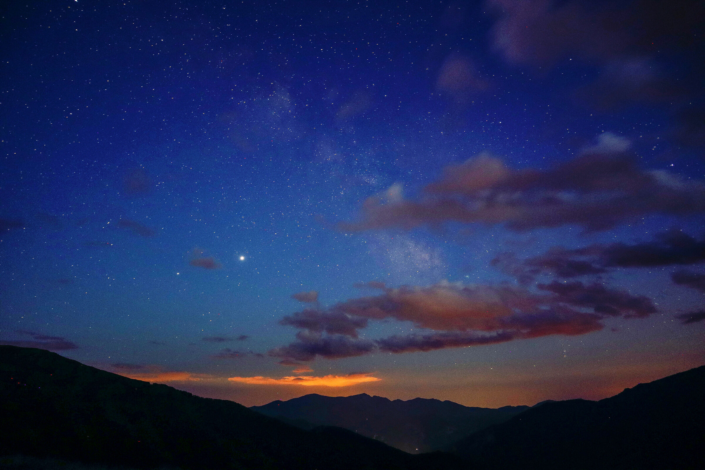 Starry Night on Alpes