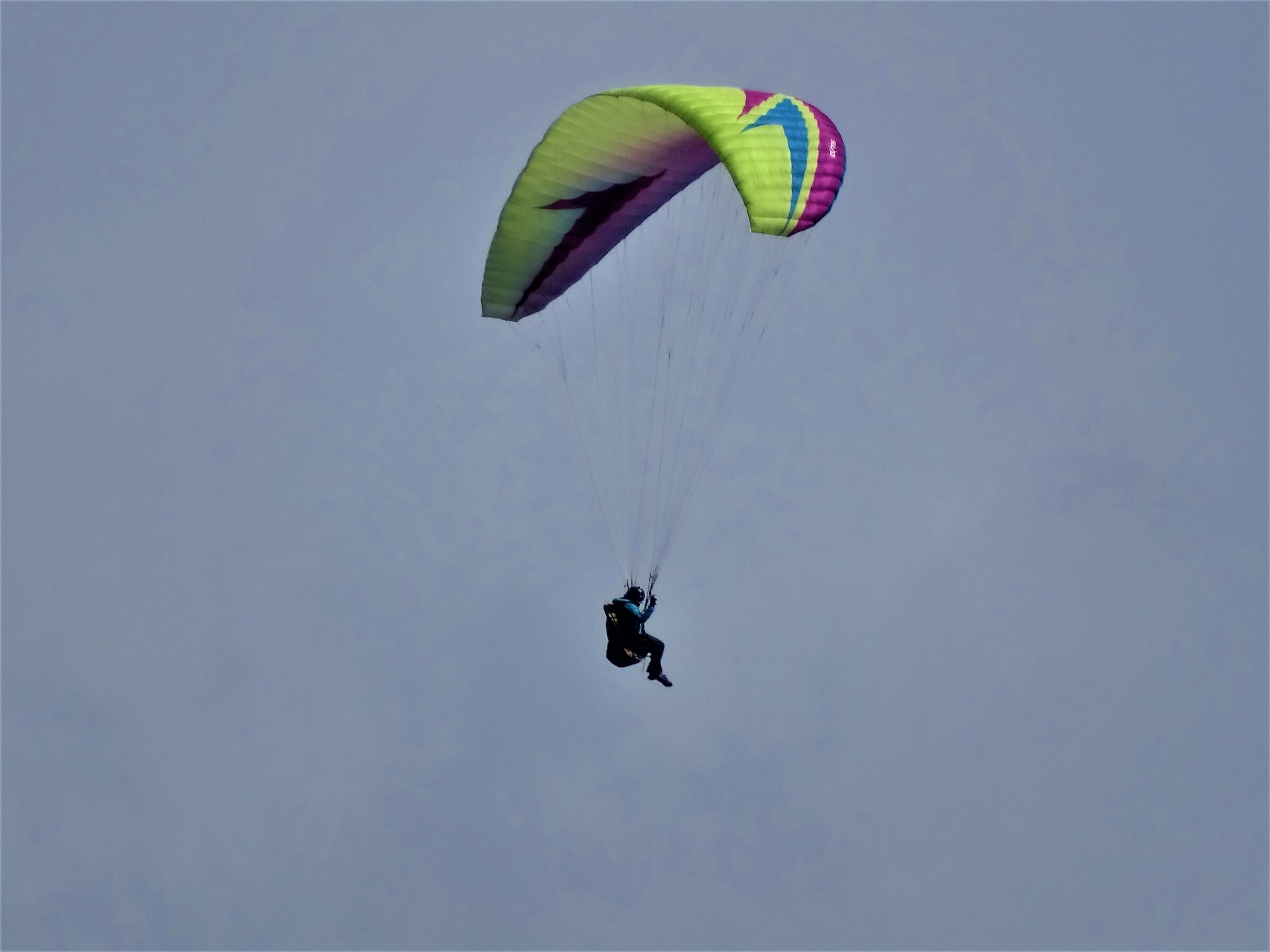 parapendio di montagna..