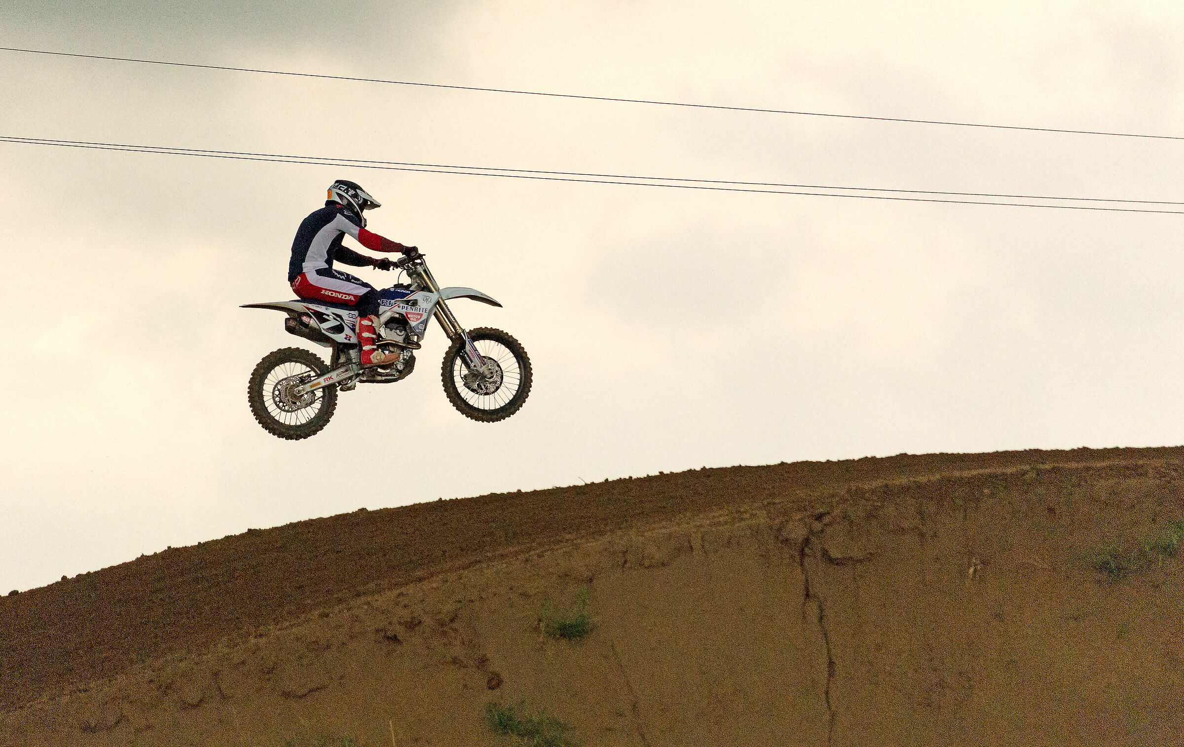 salto nel grigiastro