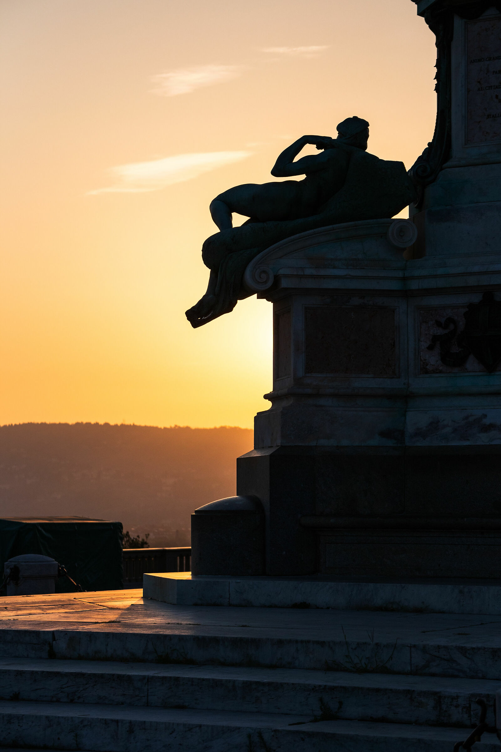All'ombra dell'alba