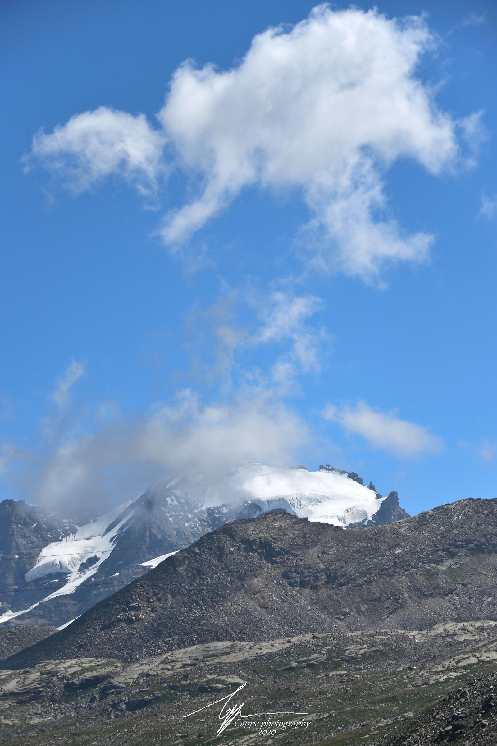 The Great Paradise with the Hat