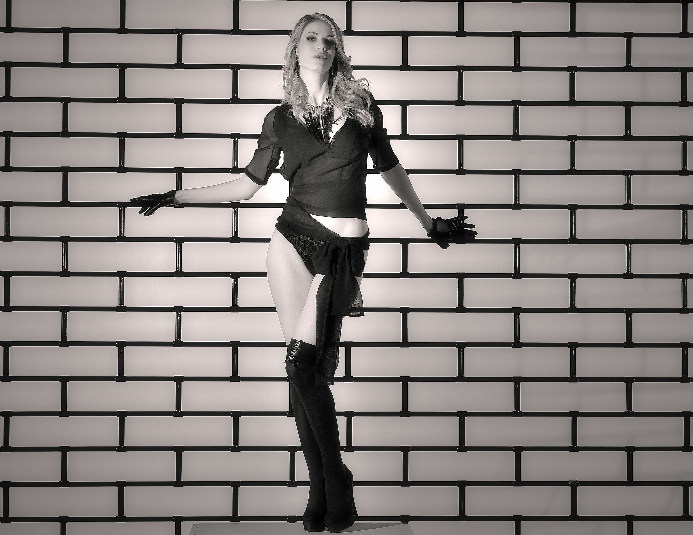 Trapped by the Shutter