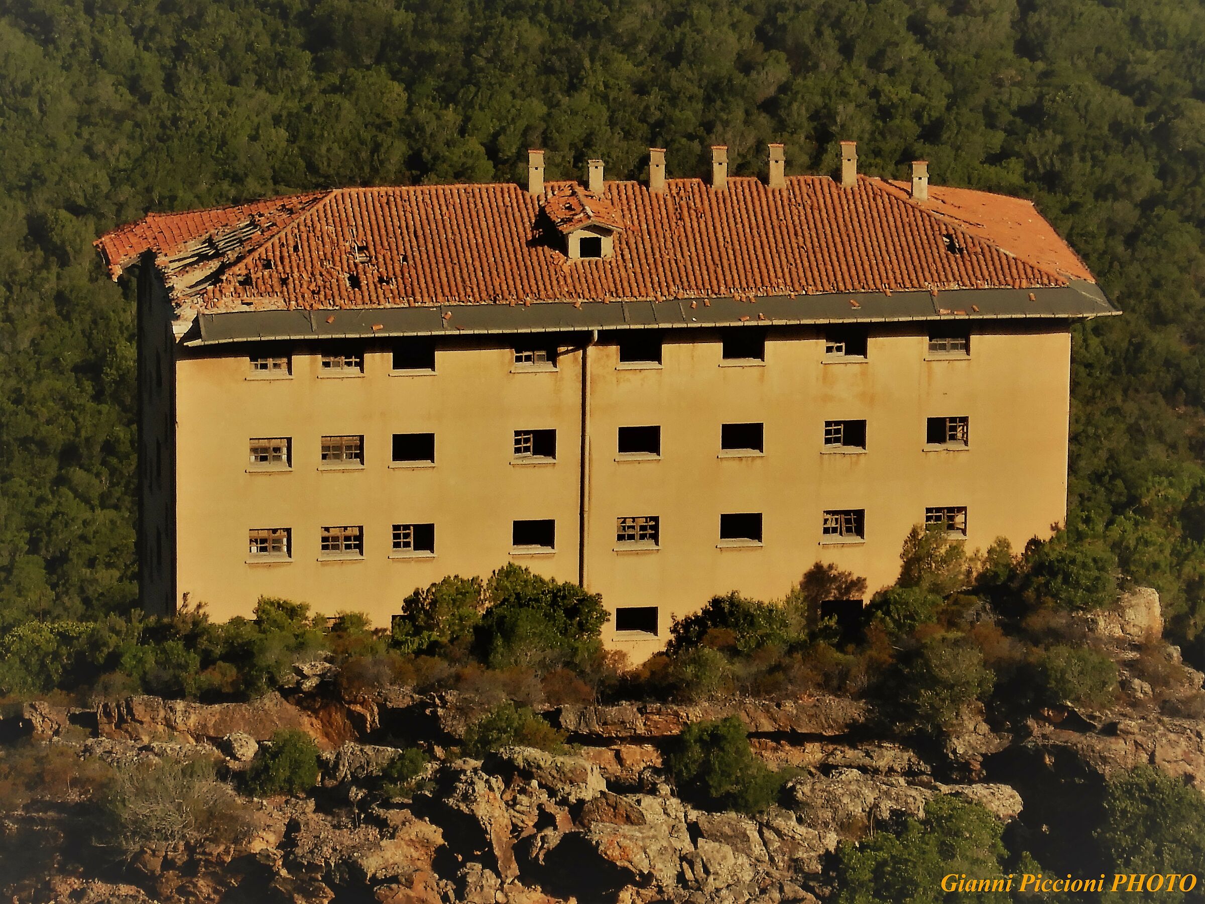 montevecchio, Albergo Sartori