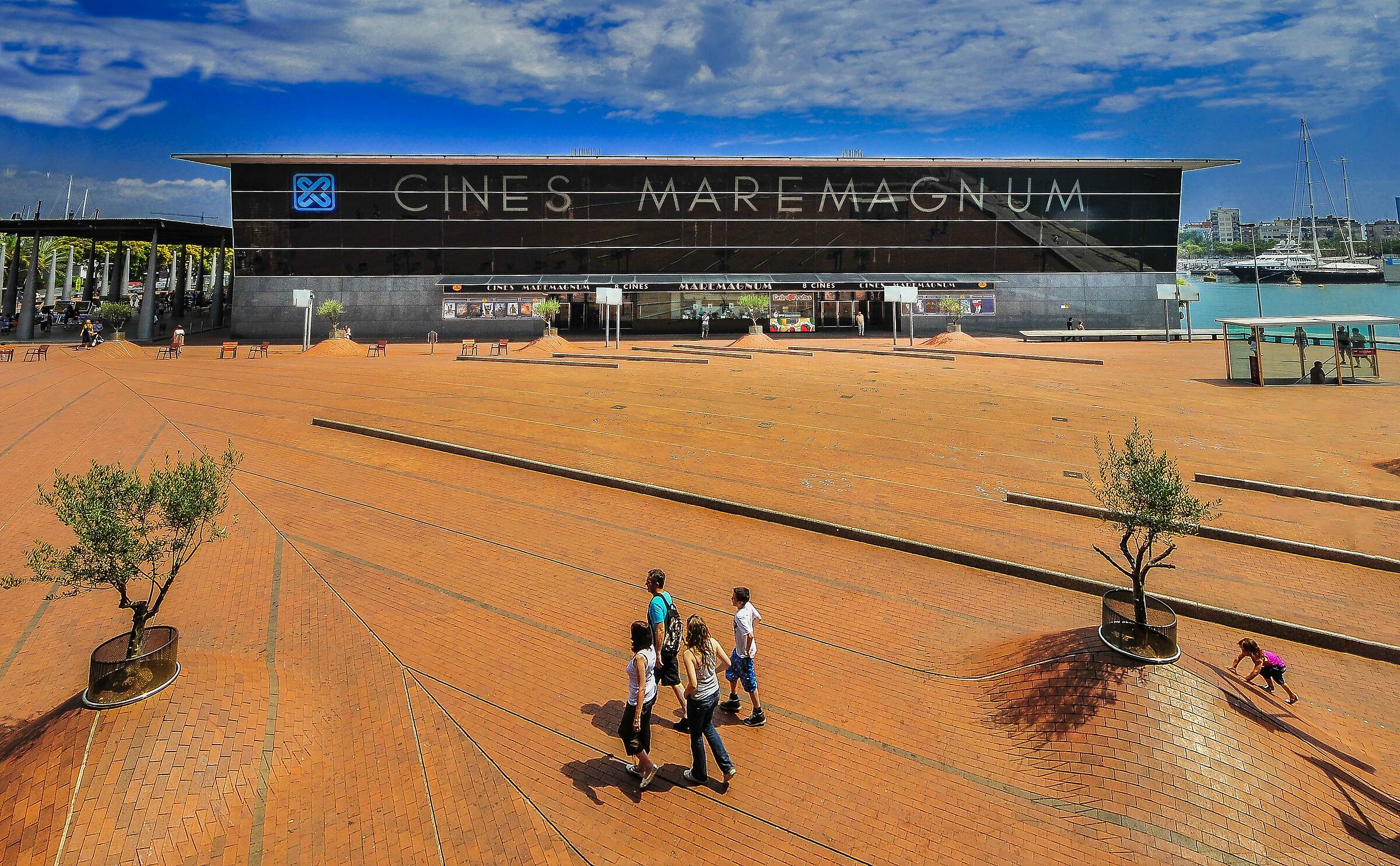 cine maremagnum