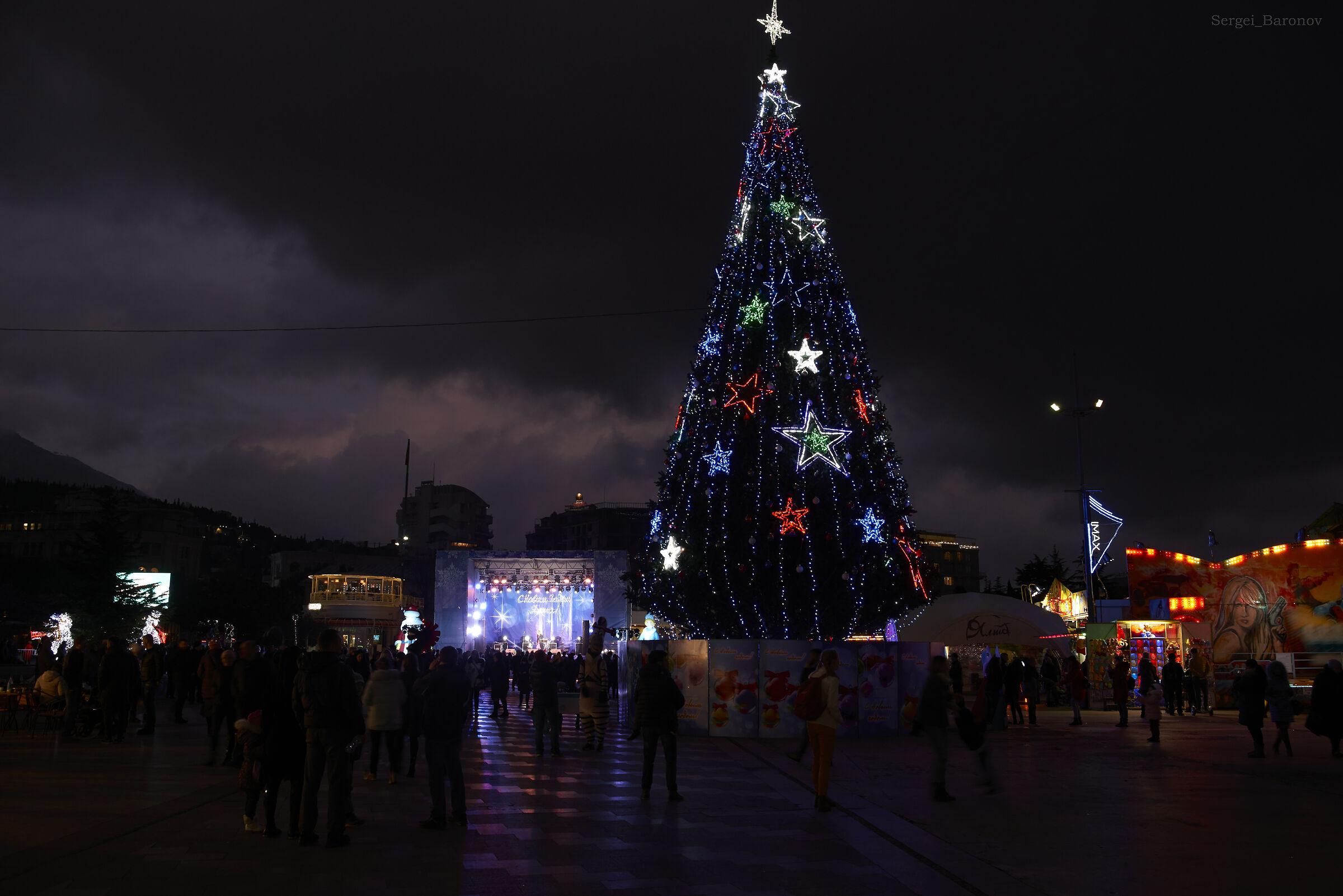 Embankments di Yalta 2019