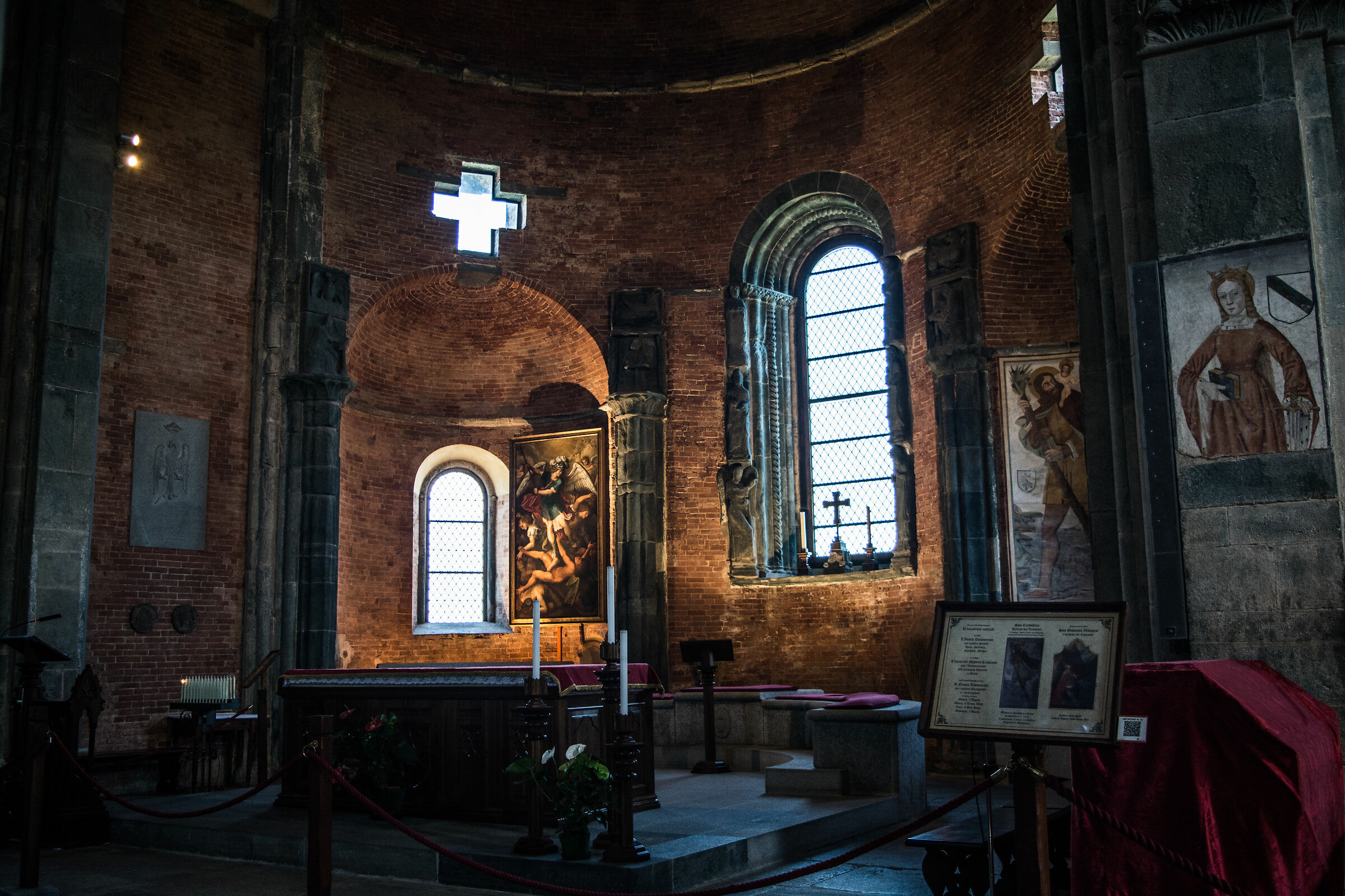 Sacra di San Michele - Altare