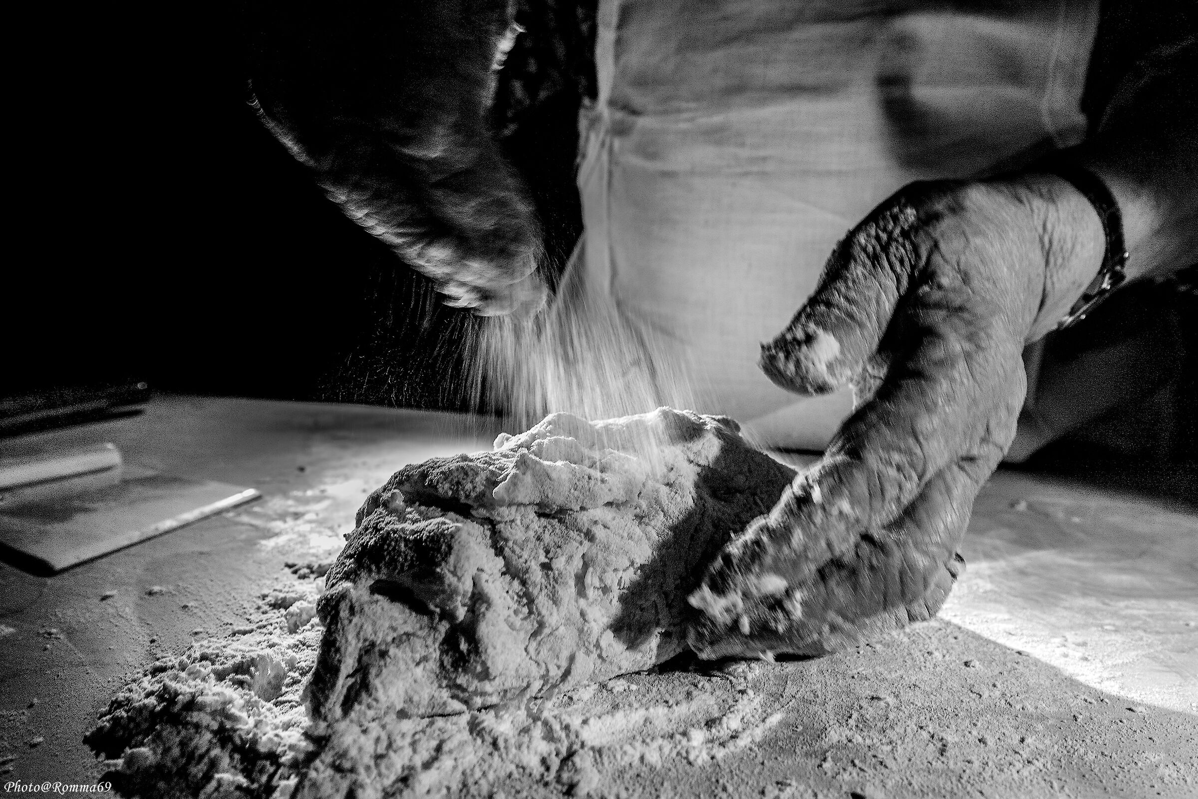 L'arte del fare la sfoglia: l'aggiunta di farina