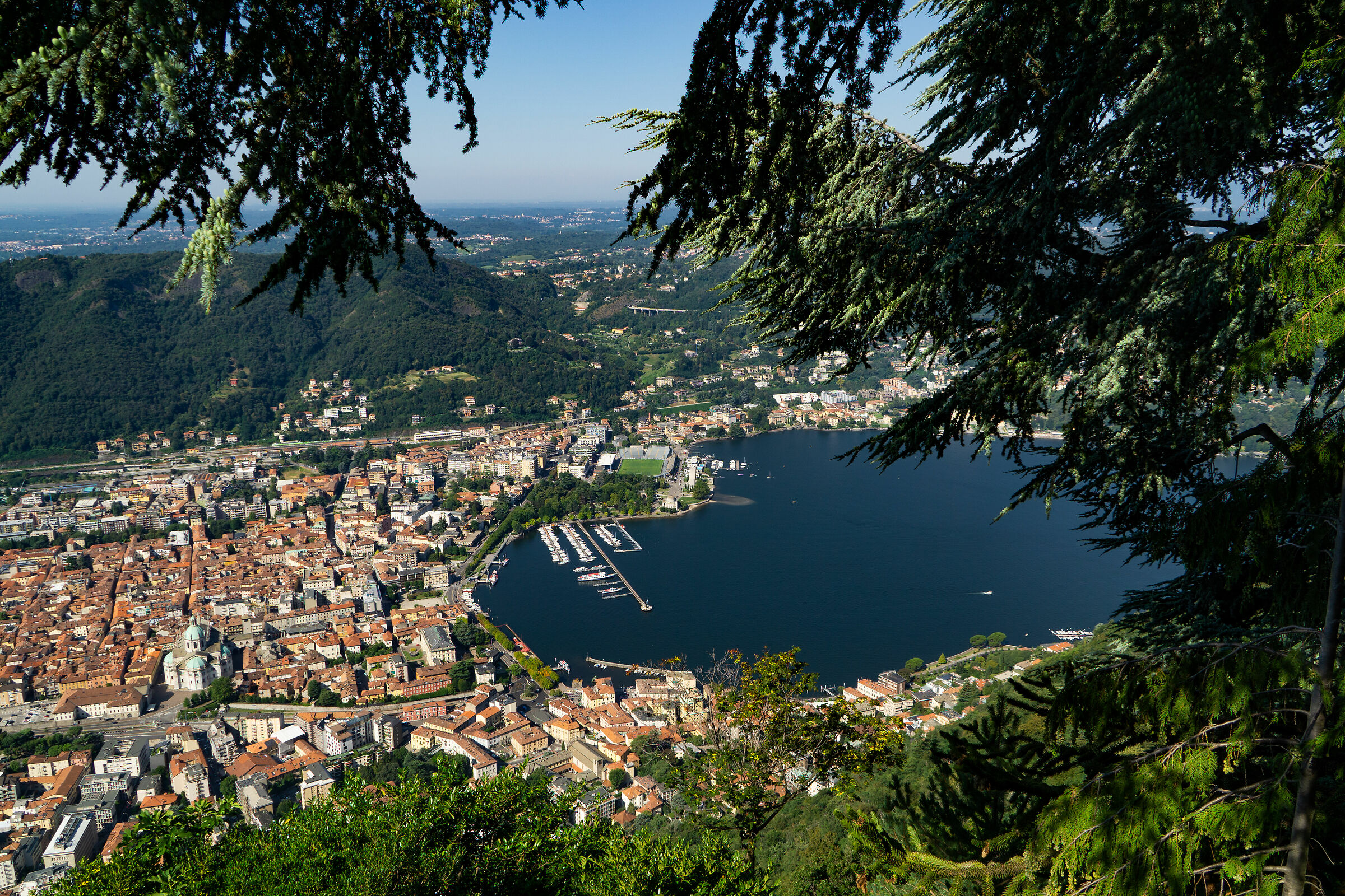 Brunate - vista panoramica dal paese