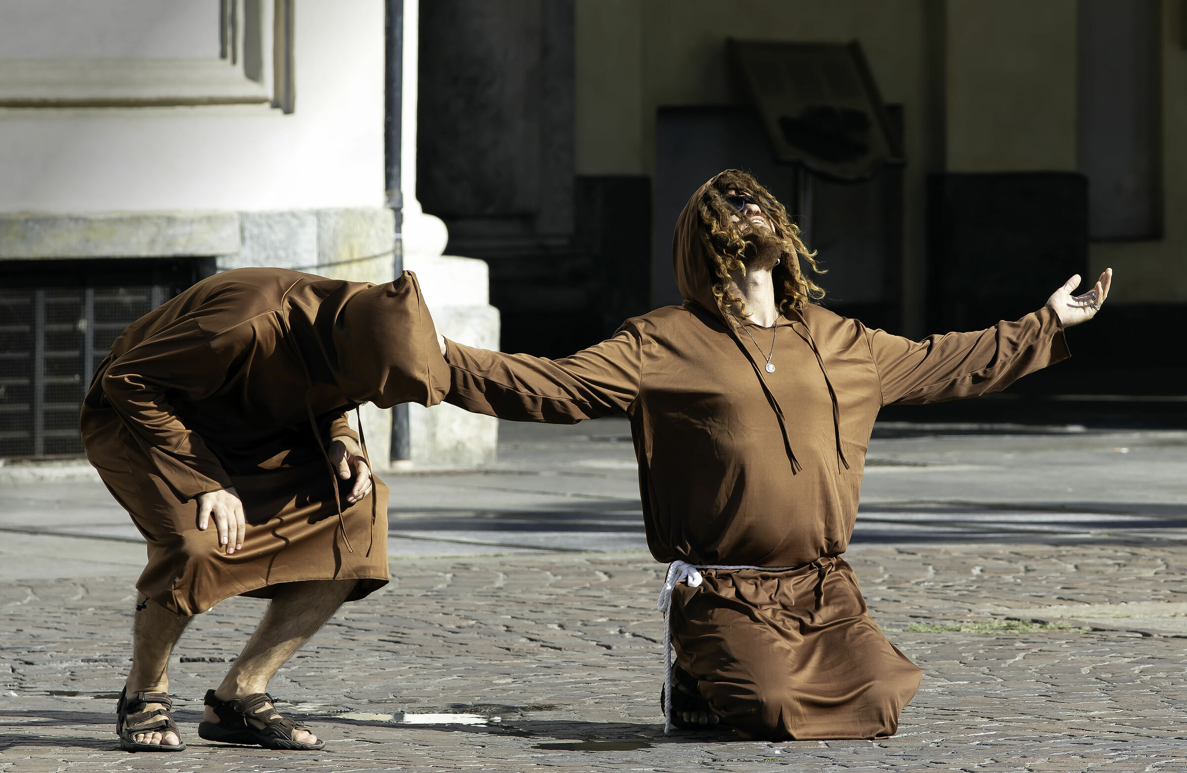 Ai Signori del Cielo e della Terra