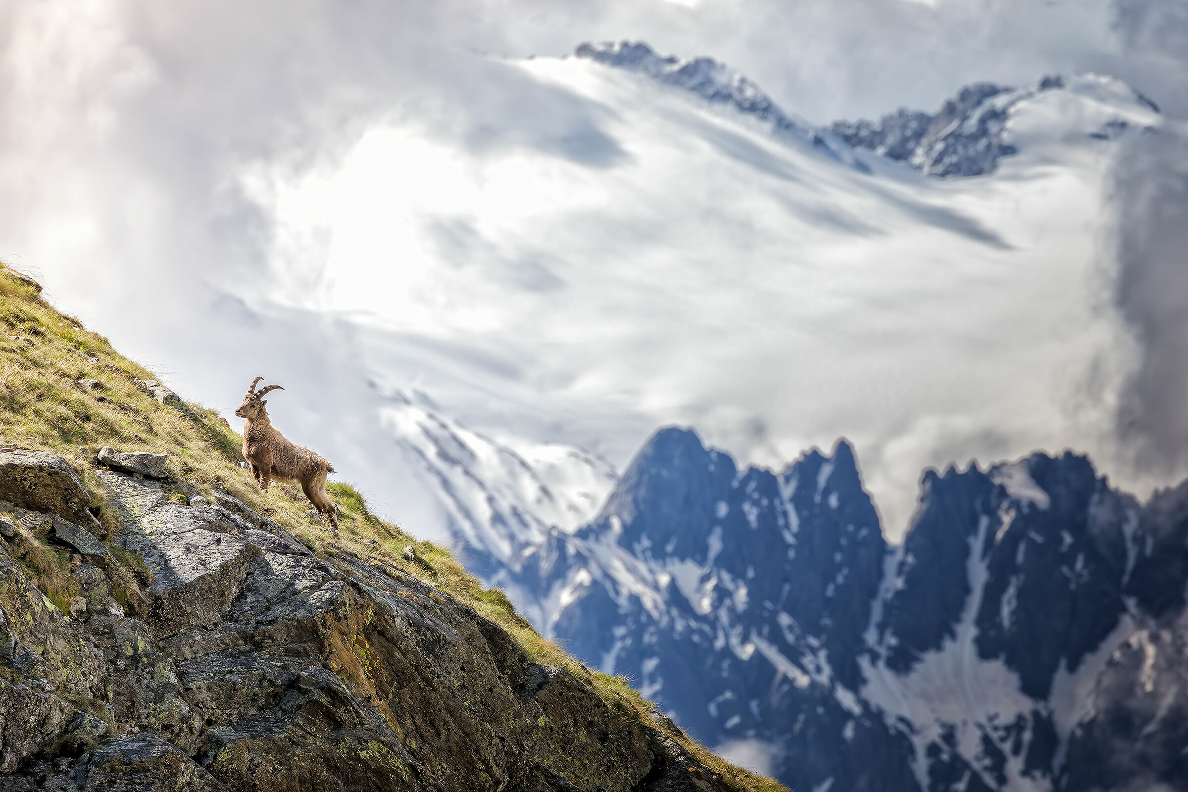 Suggestive mountain scenery