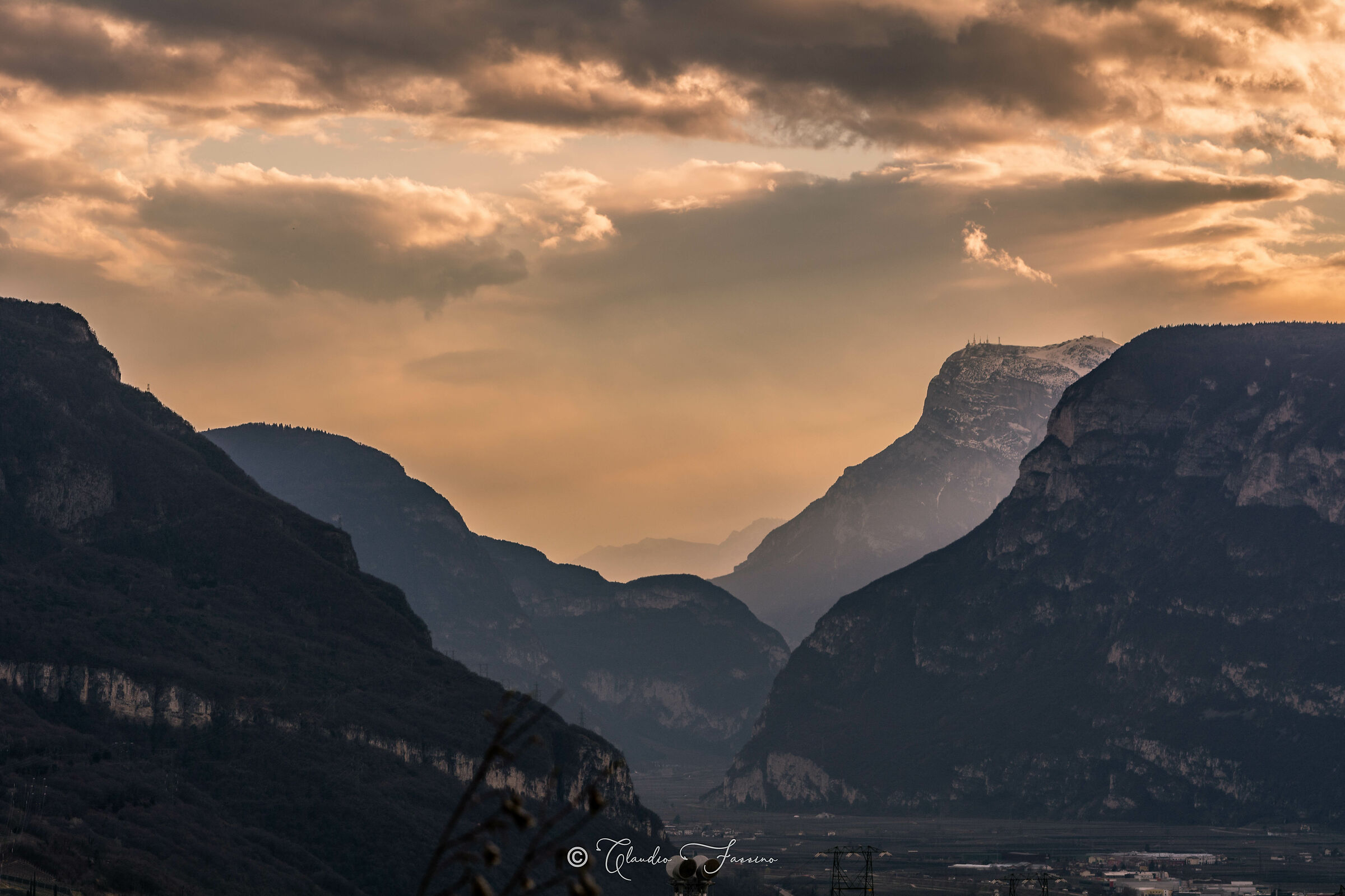 sunset in the valley: Towards Egna-Ora